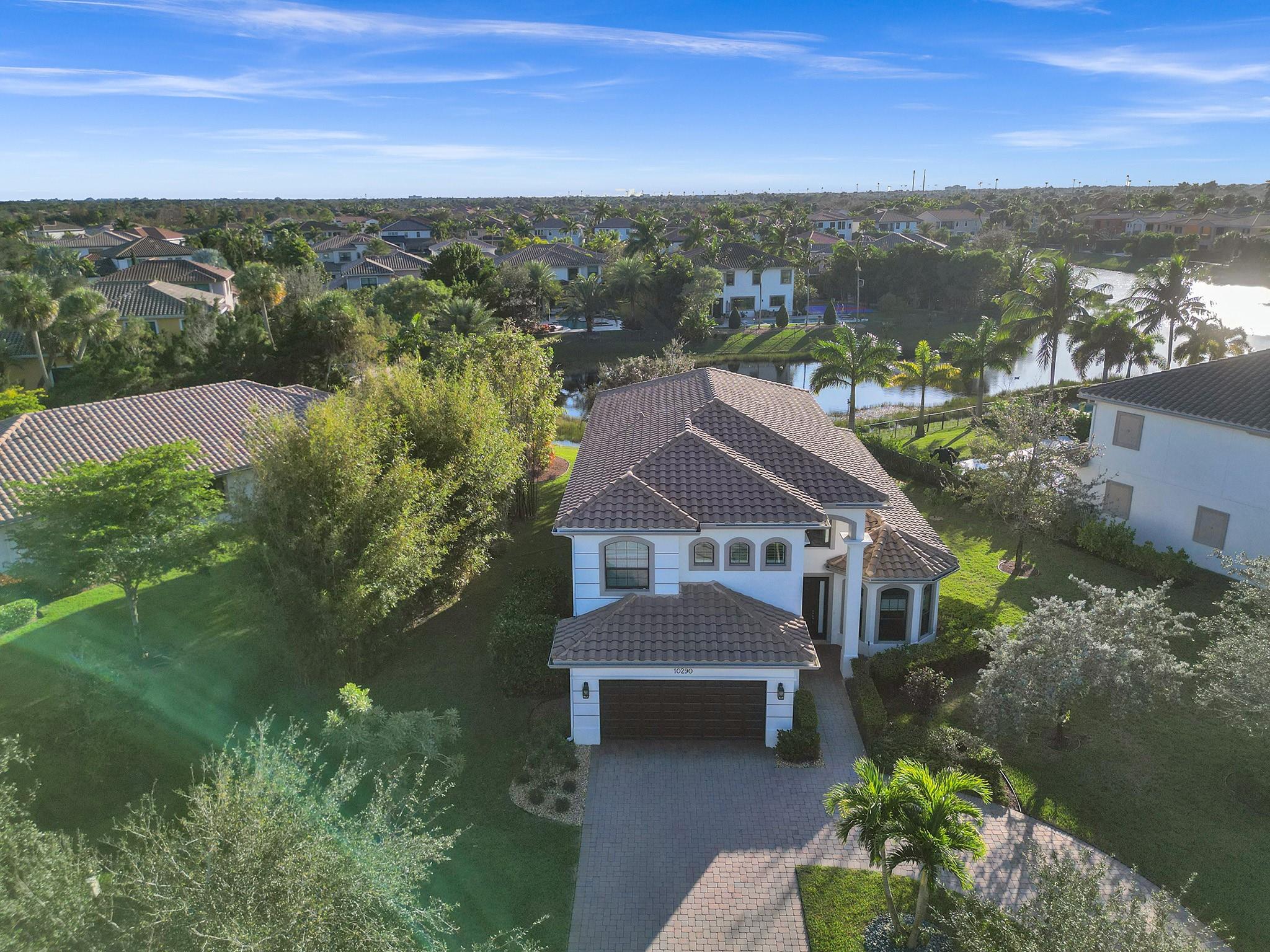 Parkland Golf & Country C - Residential