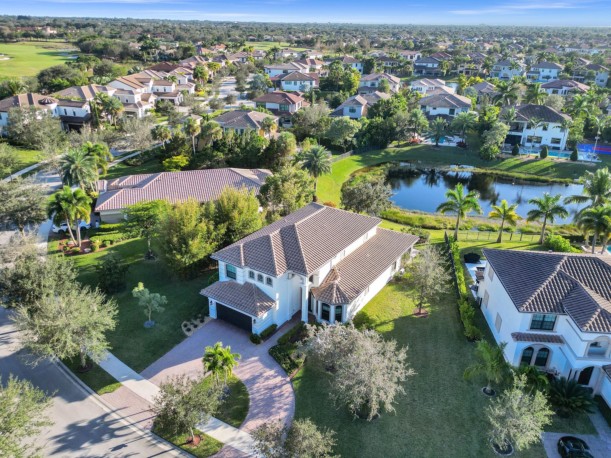 Parkland Golf & Country C - Residential