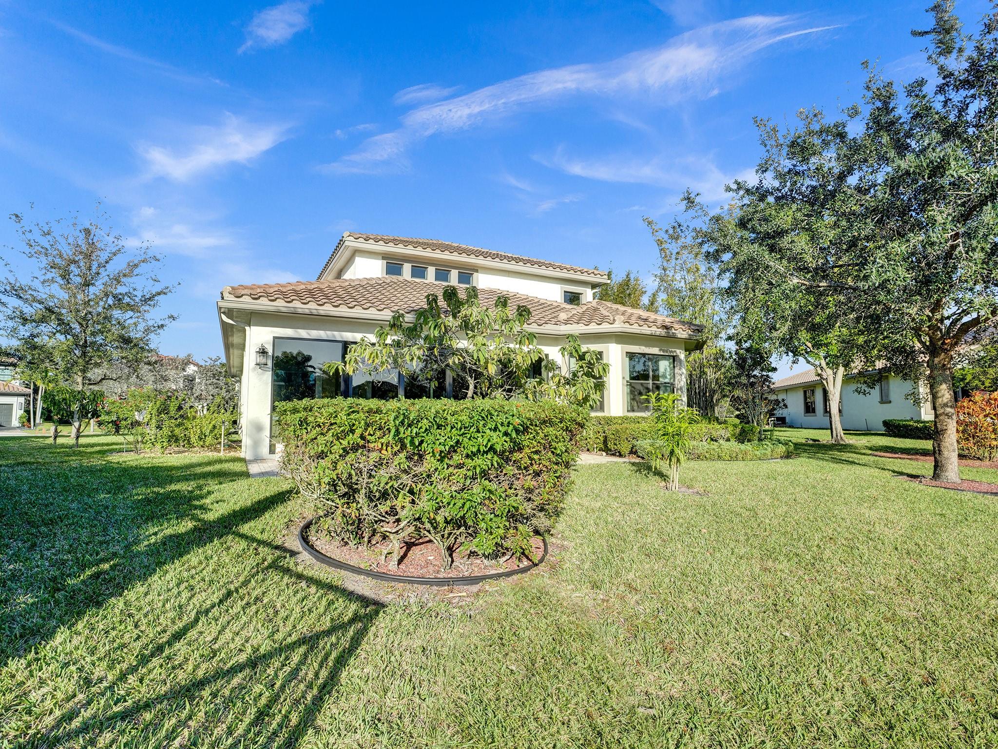 Parkland Golf & Country C - Residential
