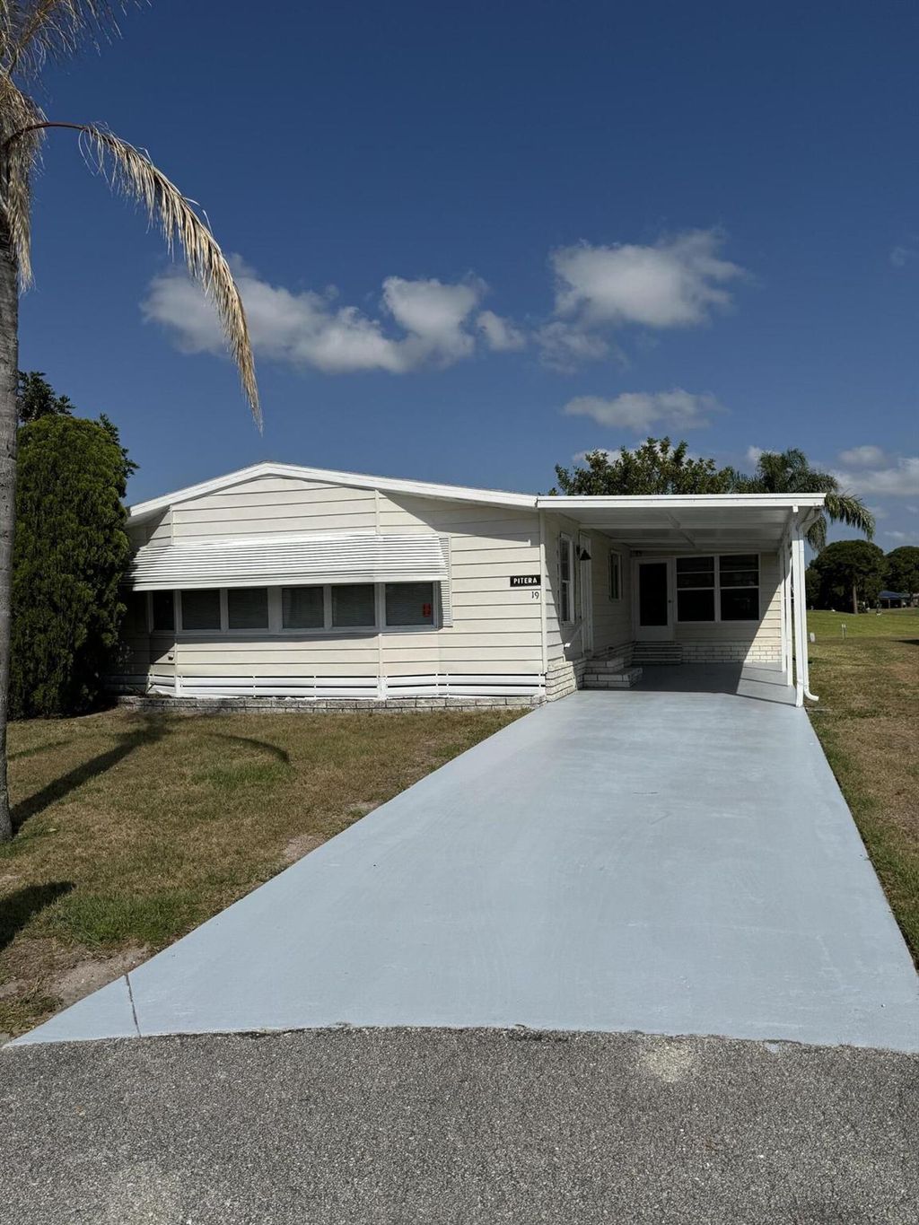 Photo of 19 Cordillera, Fort Pierce, FL 34951 (MLS # R10987036)