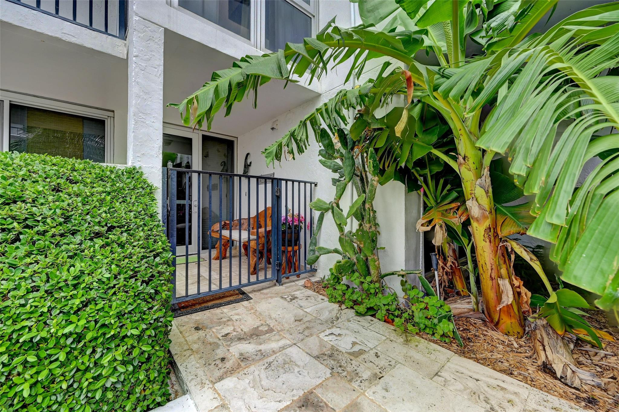 Silver Thatch - Residential