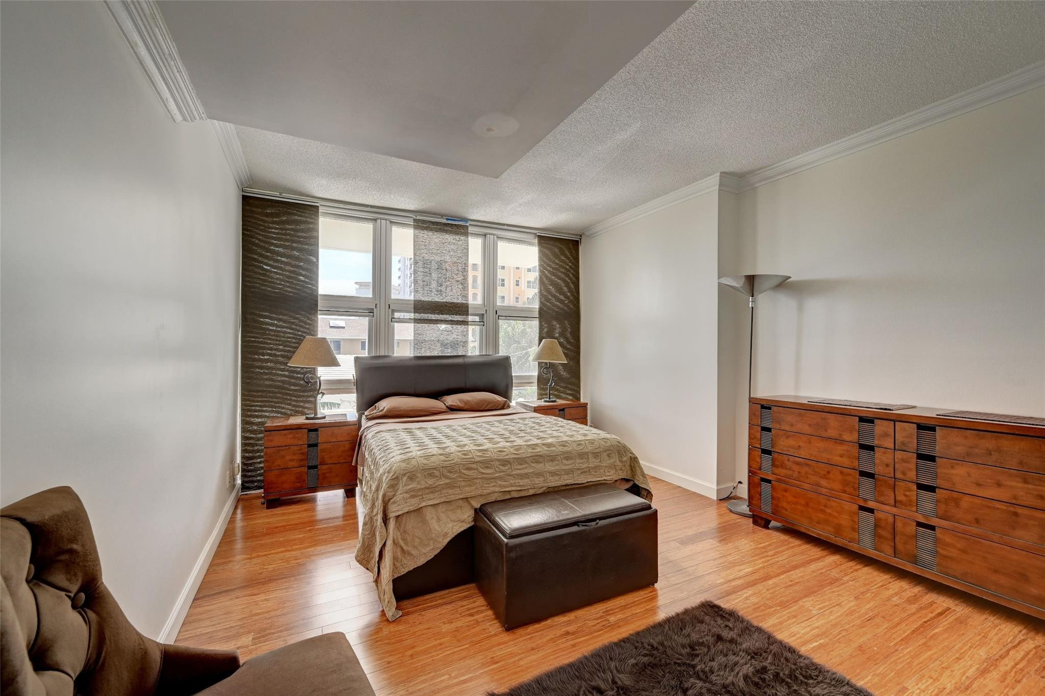 Silver Thatch - Residential