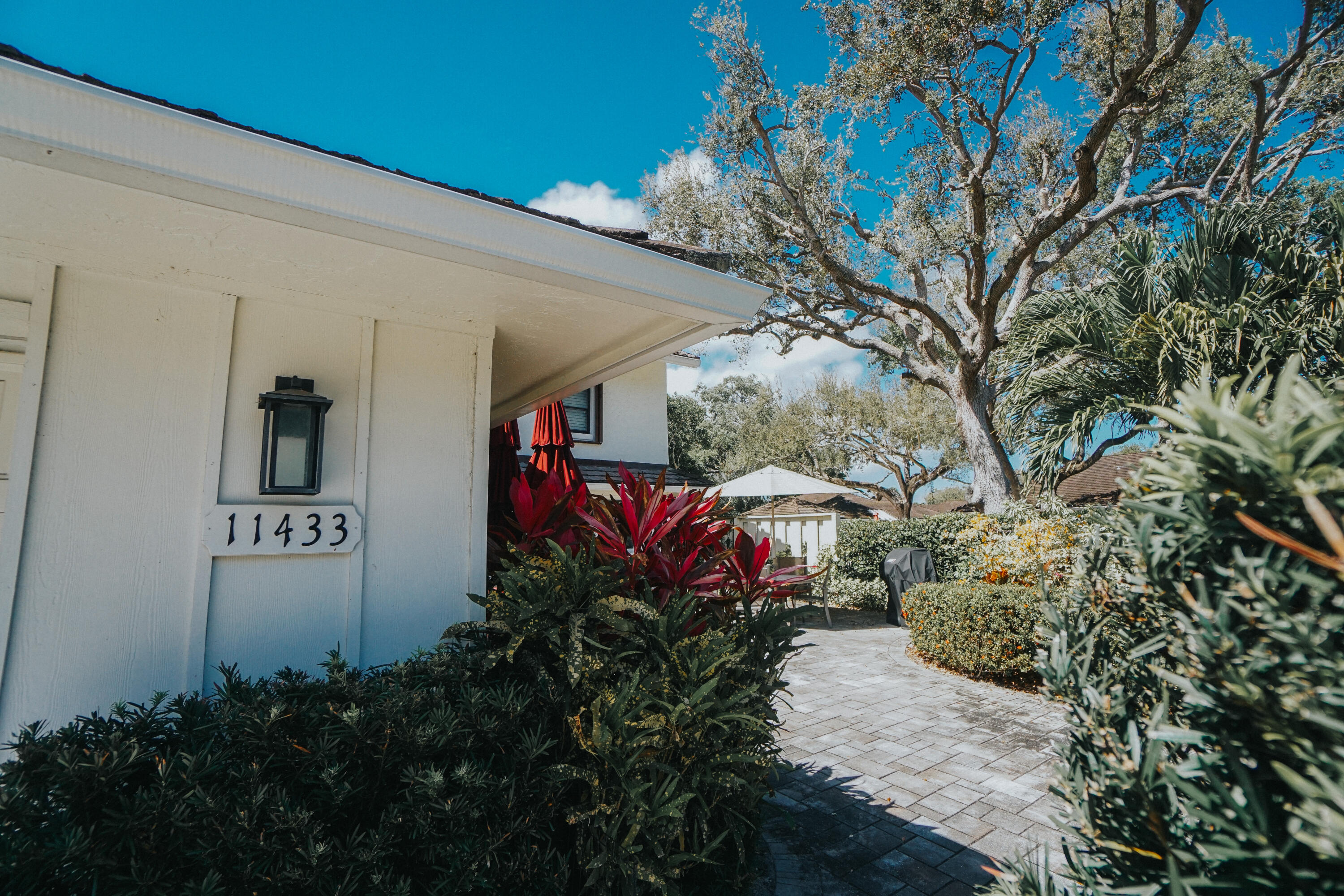 TWELVE OAKS CONDO - Residential