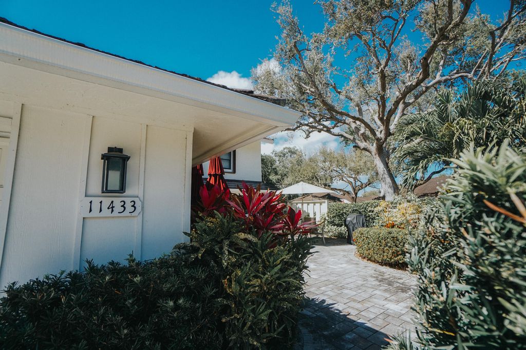 Photo of 11433 Shady, North Palm Beach, FL 33408 (MLS # B26000481)