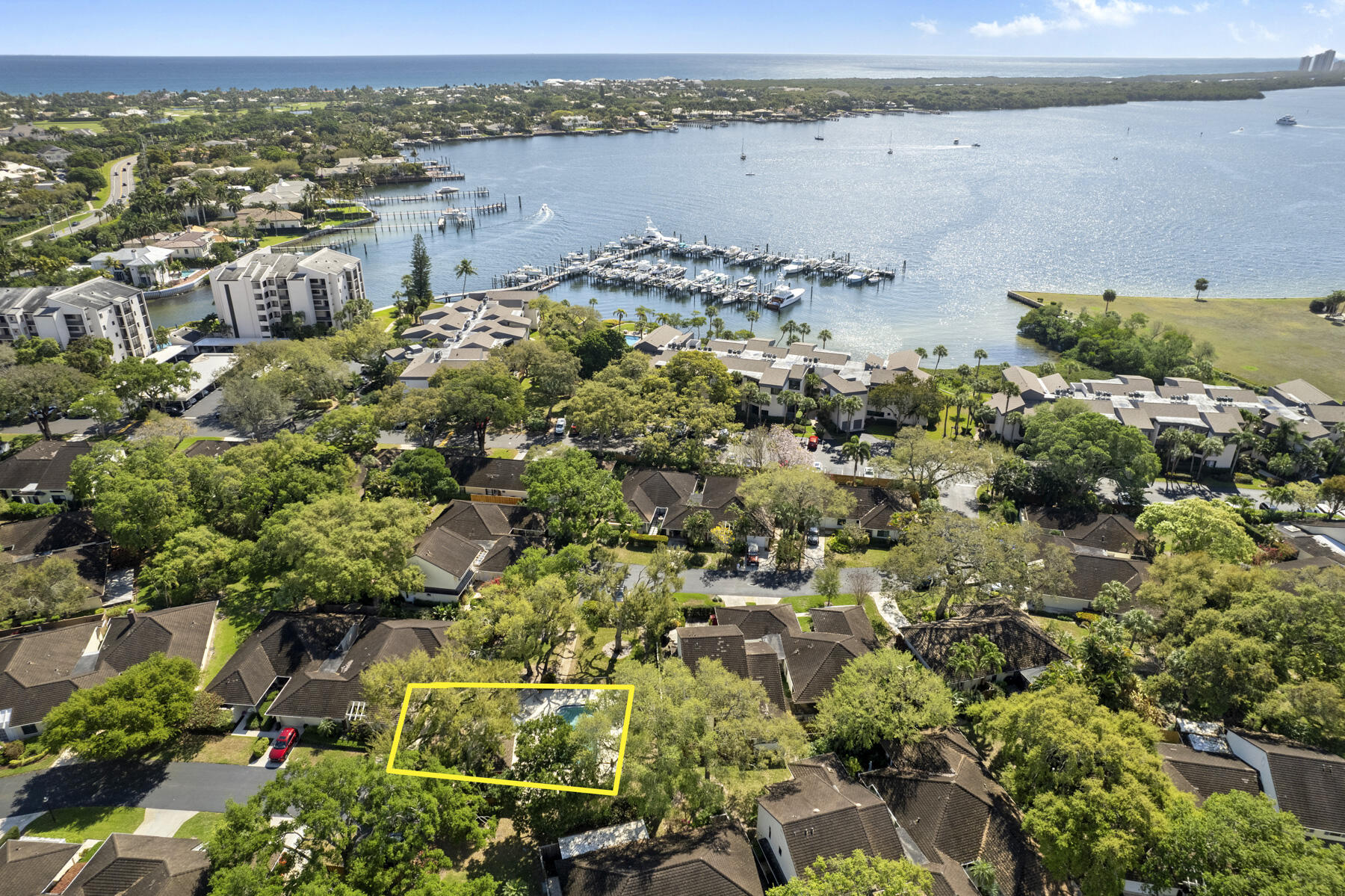 TWELVE OAKS CONDO - Residential