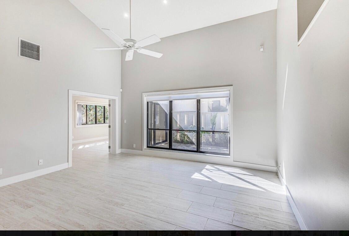 TWELVE OAKS CONDO - Residential