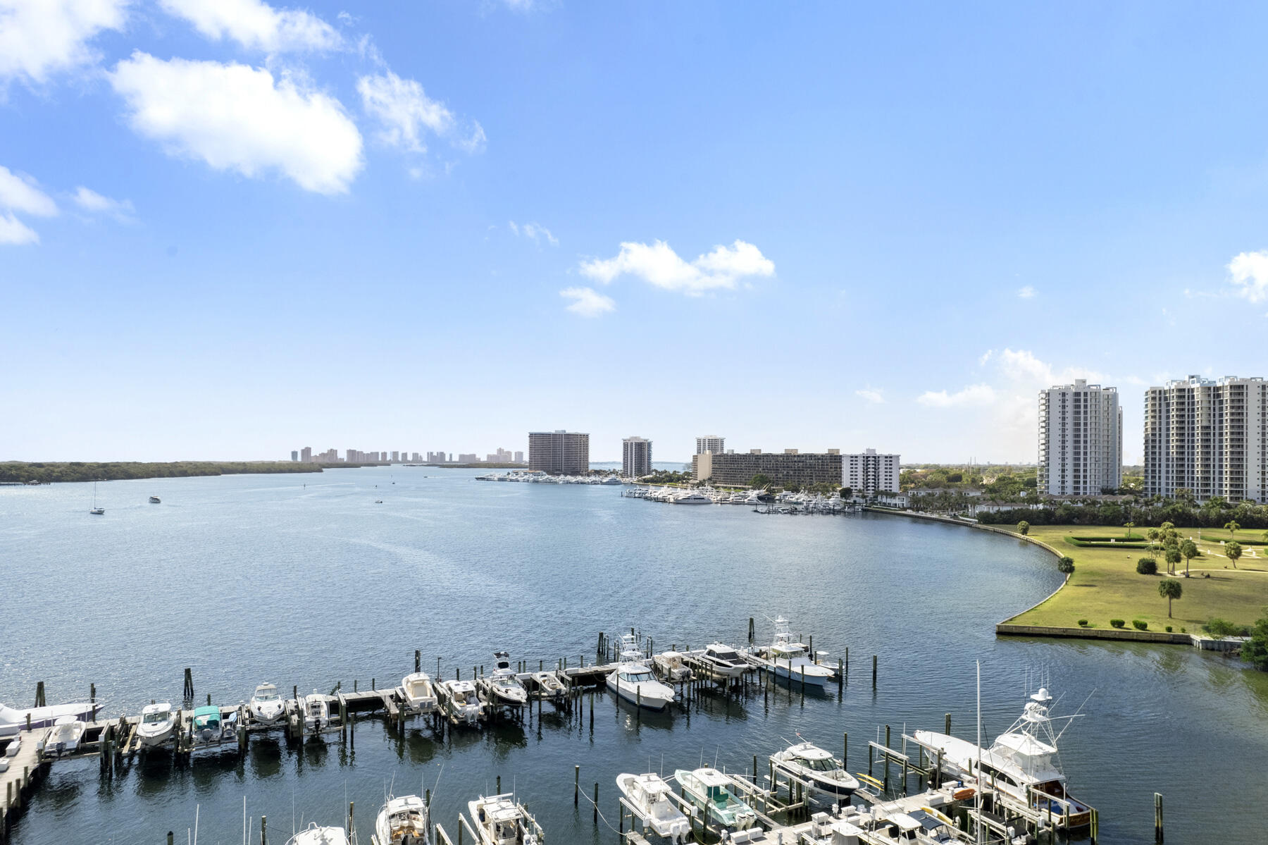 TWELVE OAKS CONDO - Residential