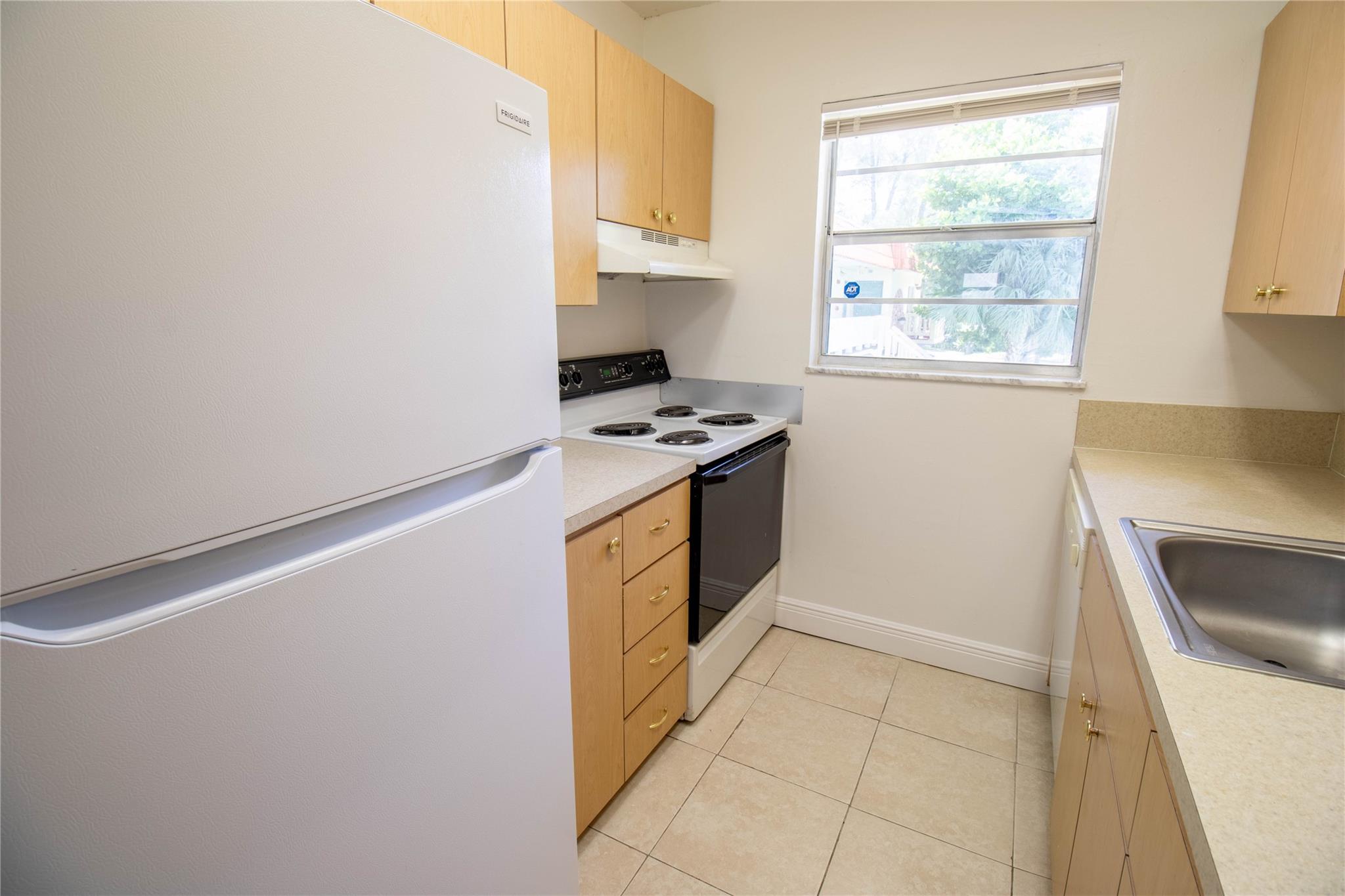 1507 Argyle Drive 202