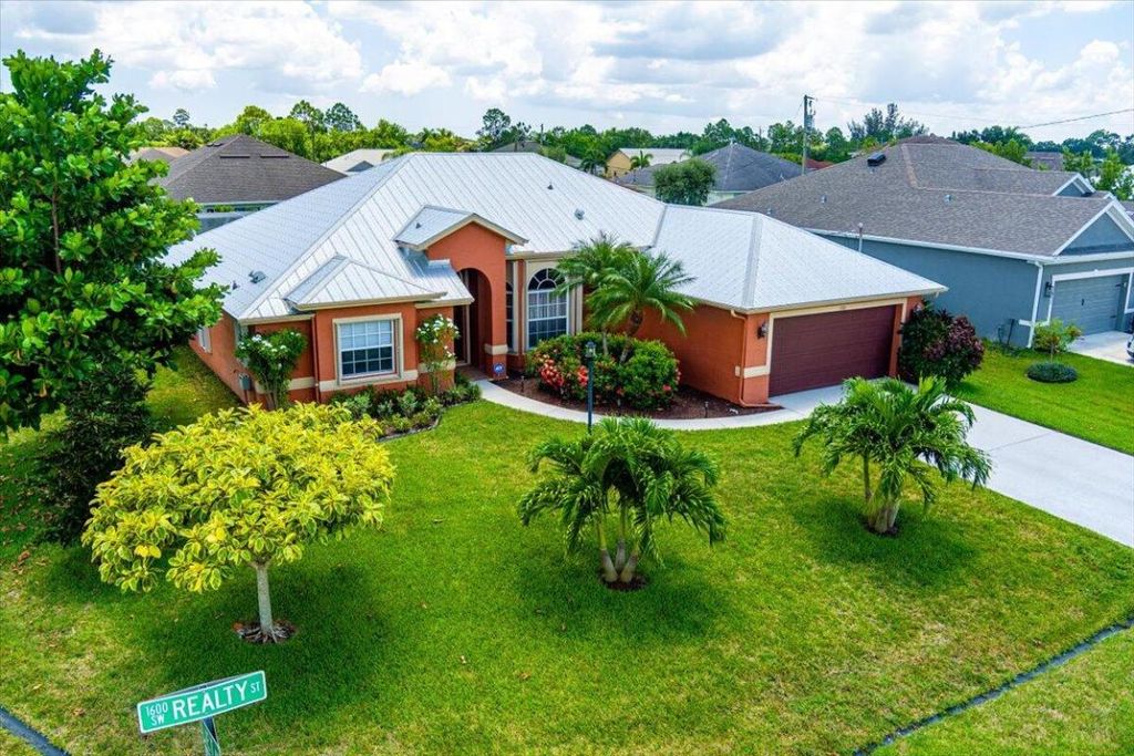 Photo of 1601 SW Realty Street, Port Saint Lucie, FL 34987 (MLS # R11111928)