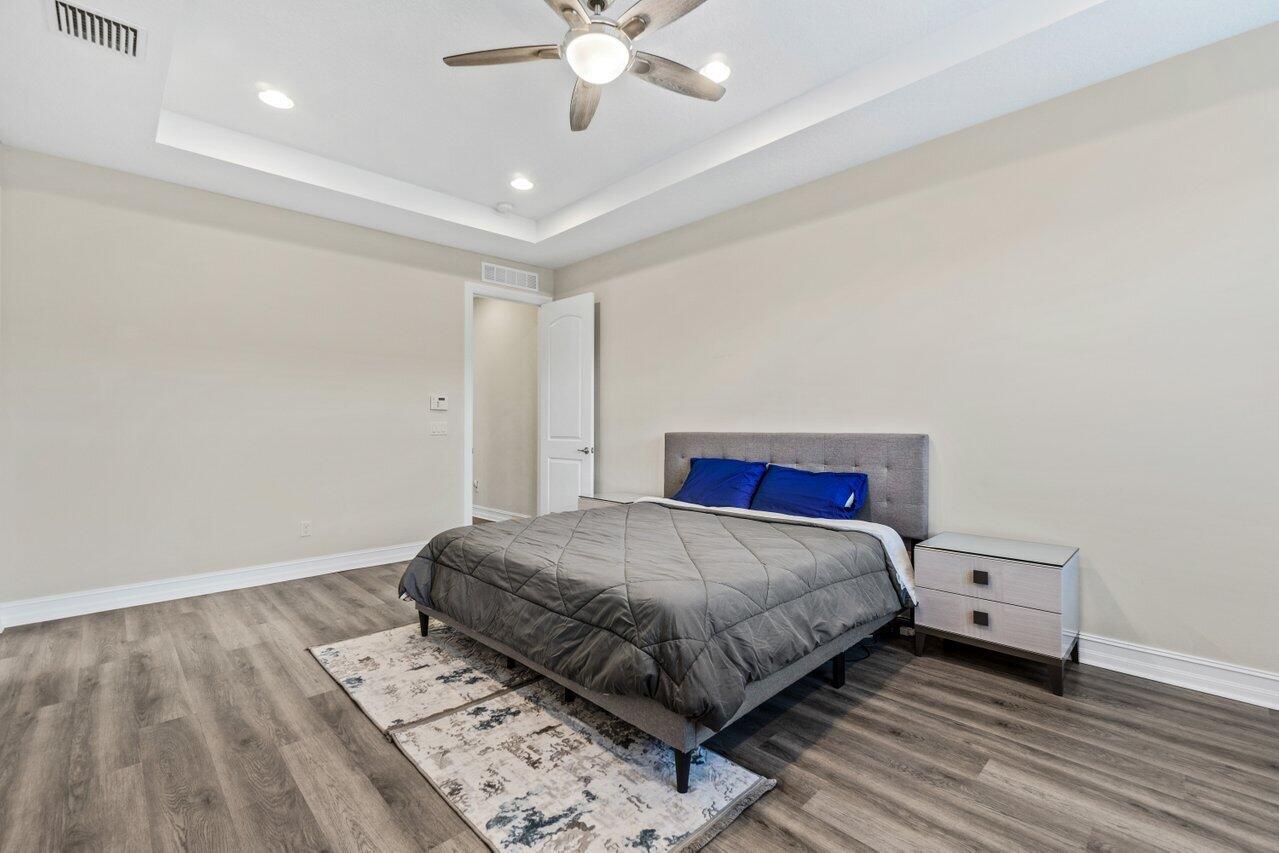 PARK CENTRAL AT CYPRESS K - Residential Lease