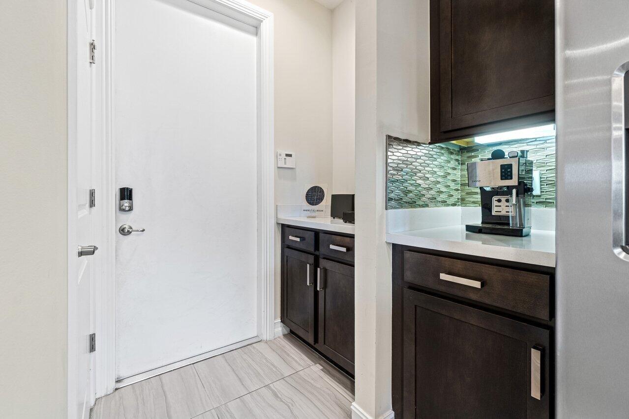 PARK CENTRAL AT CYPRESS K - Residential Lease