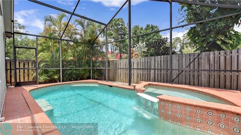 Sandy Ashley 127-36 B - Residential Lease