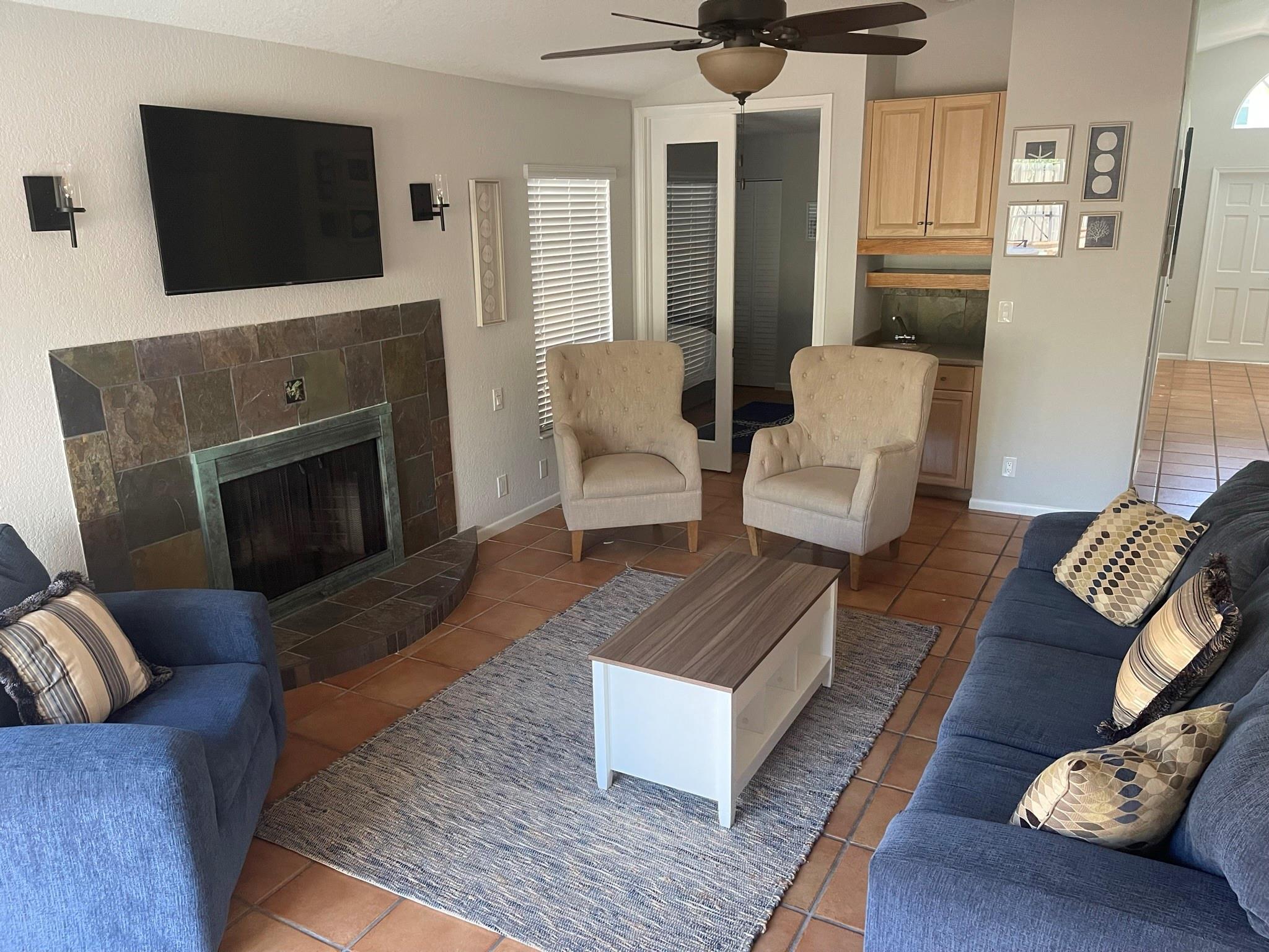 Sandy Ashley 127-36 B - Residential Lease