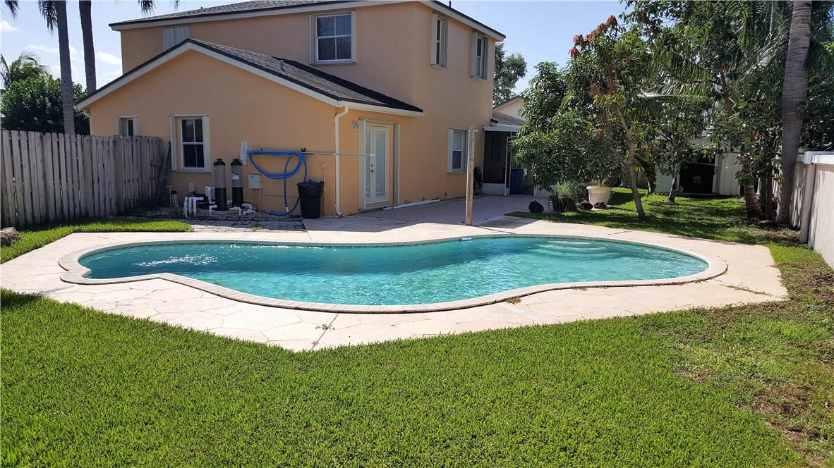 Banyan Estates 139-36 B - Residential