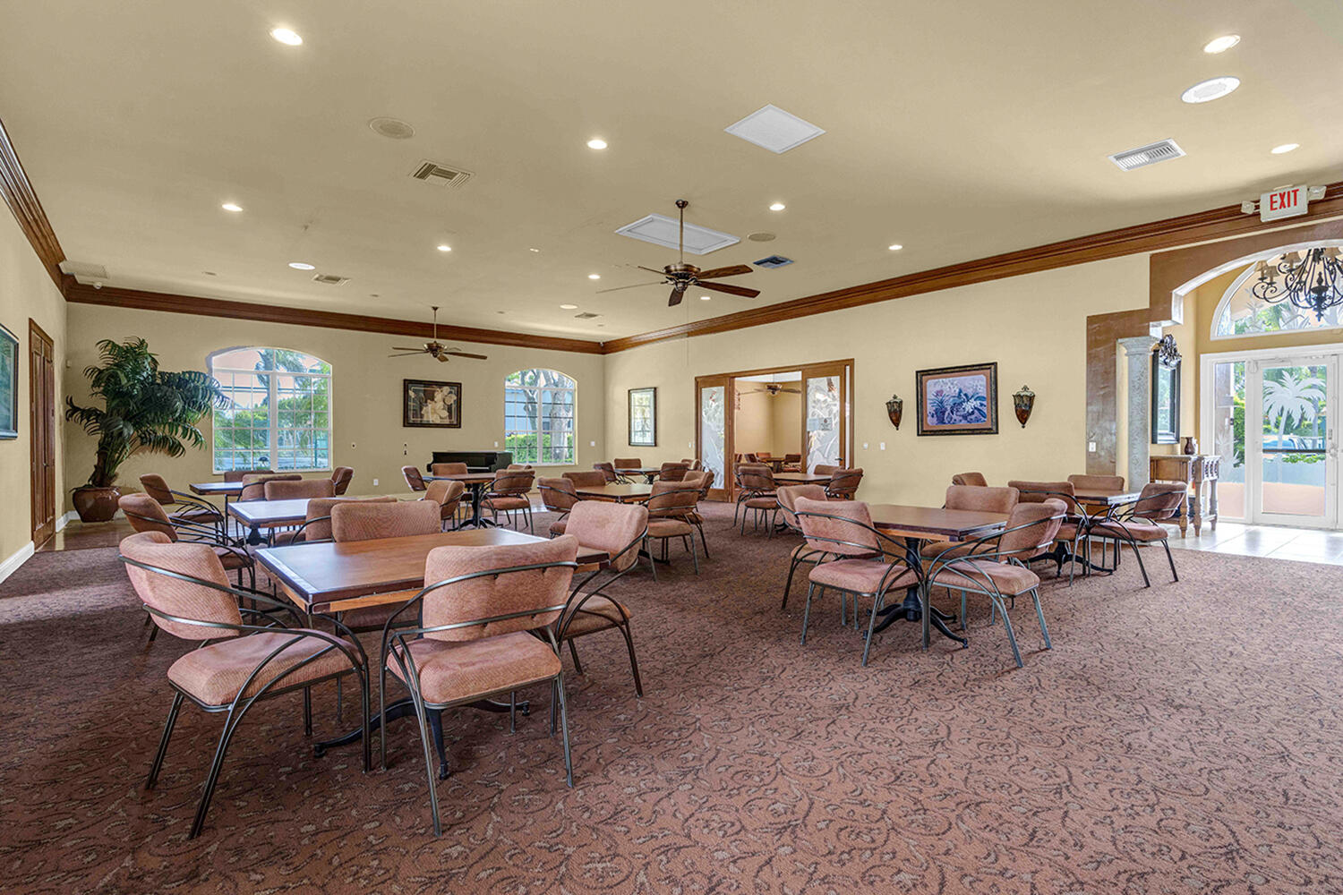 Crescent Lakes - Residential