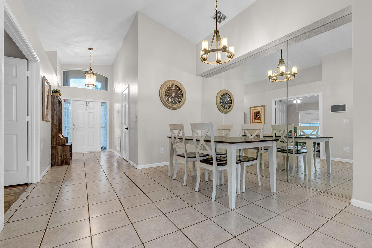 Crescent Lakes - Residential