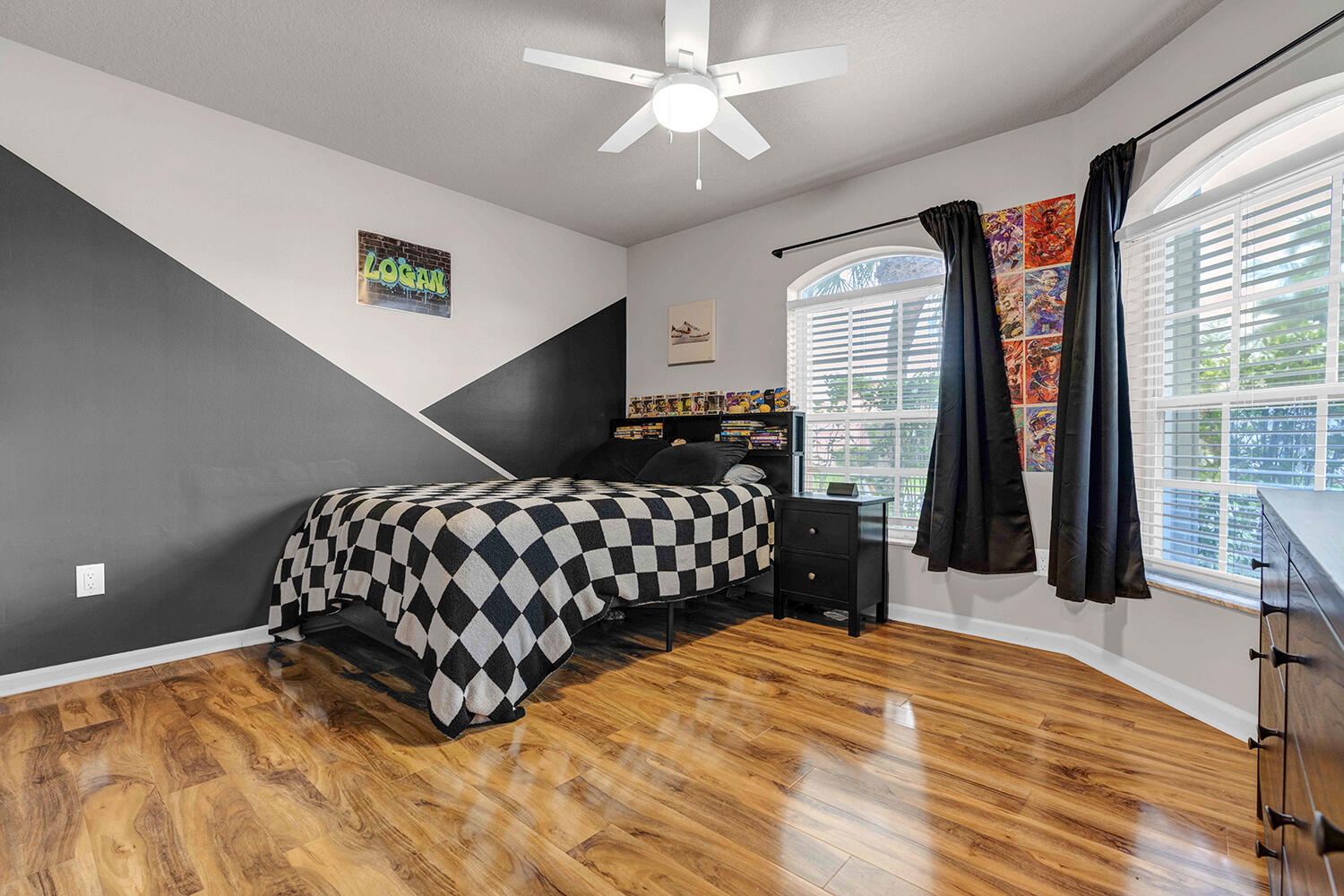 Crescent Lakes - Residential