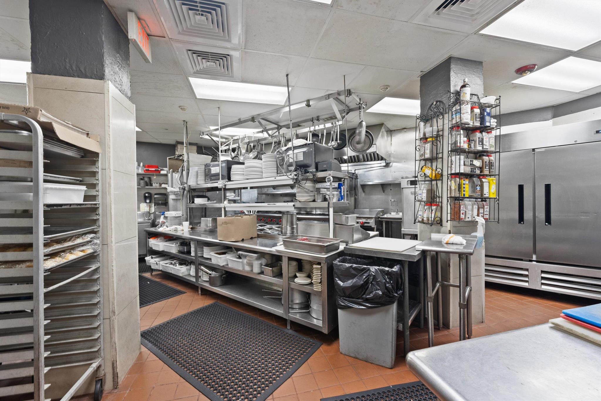 RIVERSIDE PARK - Commercial Sale