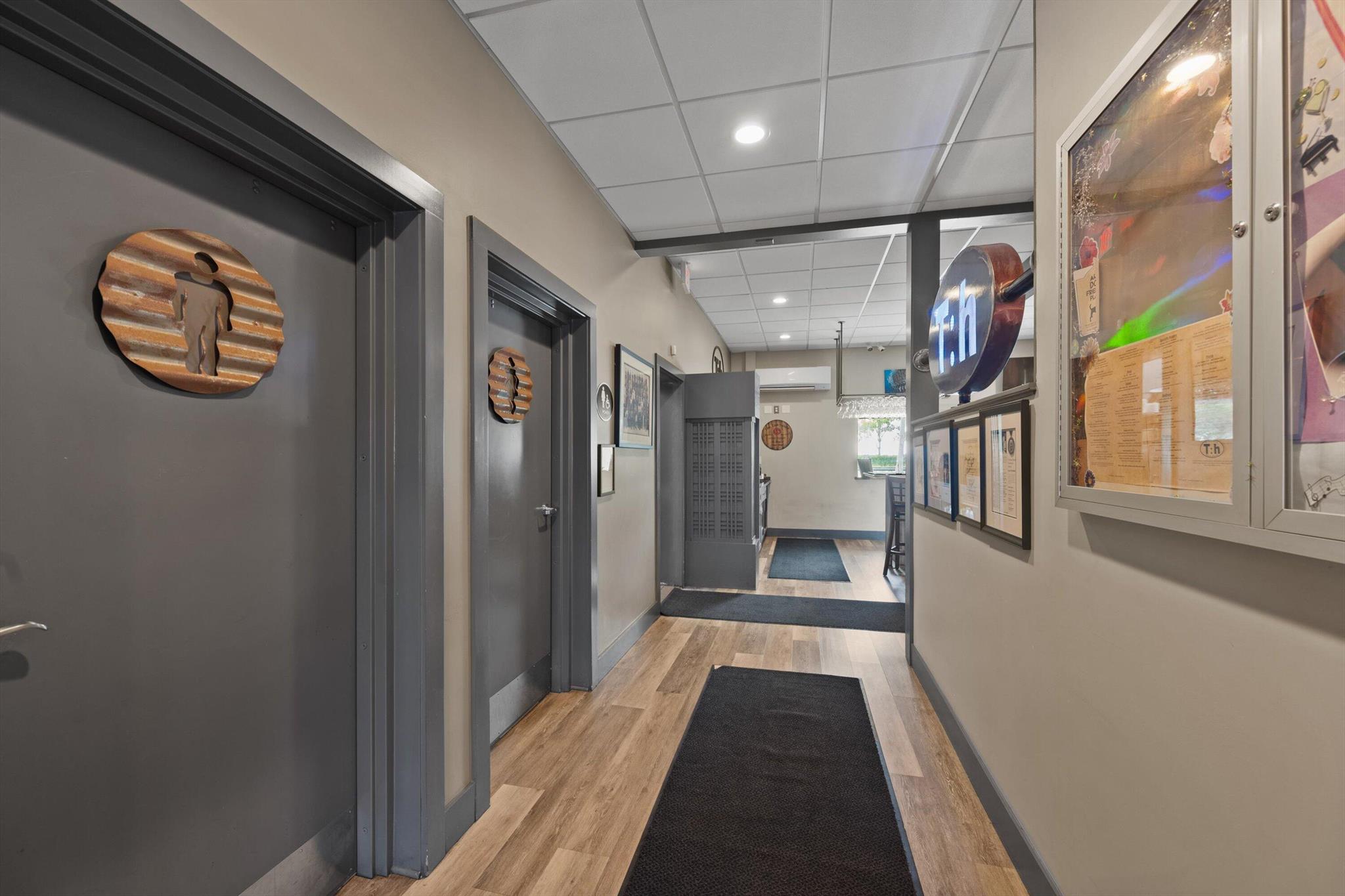 RIVERSIDE PARK - Commercial Sale