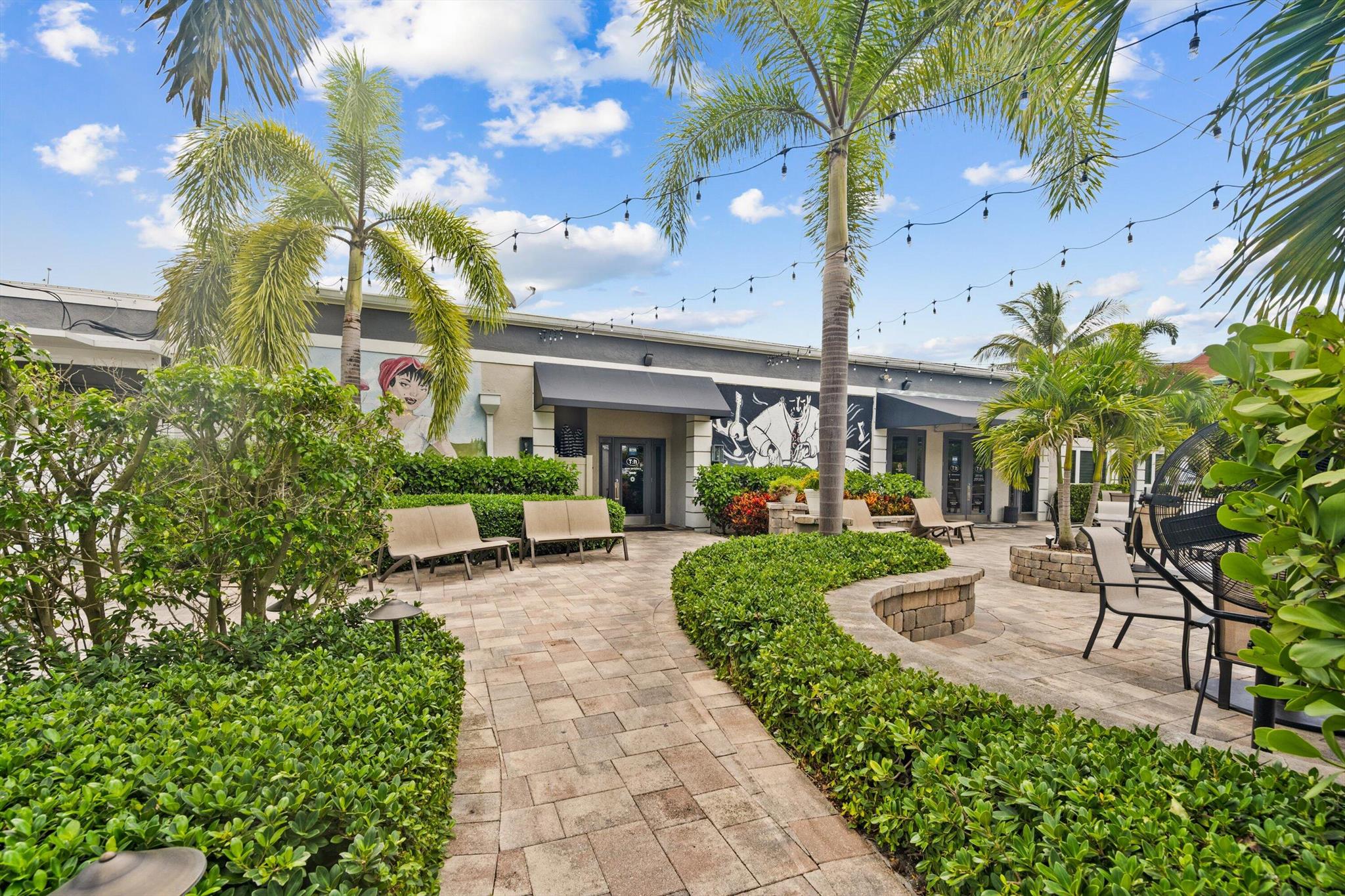 RIVERSIDE PARK - Commercial Sale