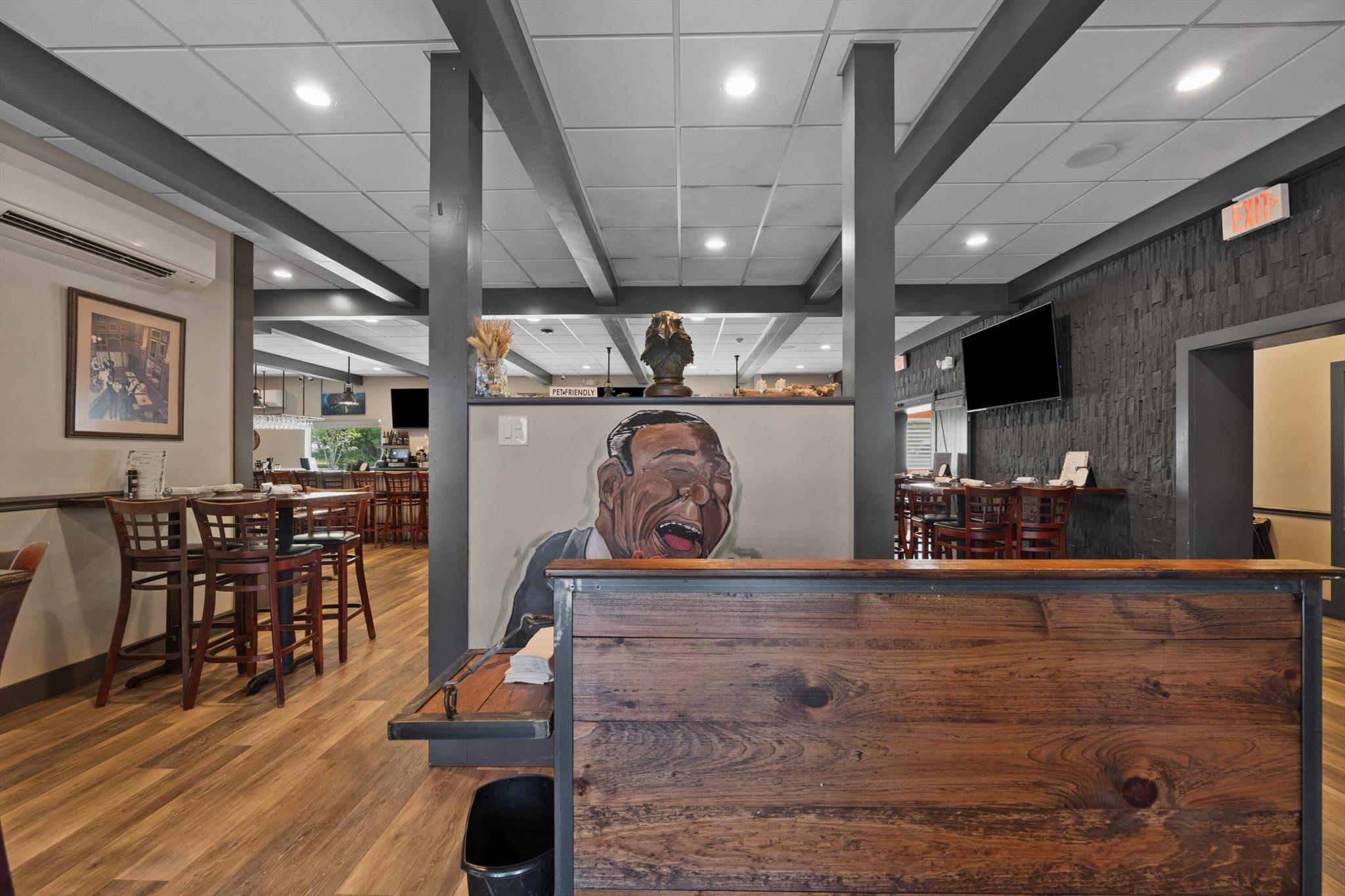 RIVERSIDE PARK - Commercial Sale