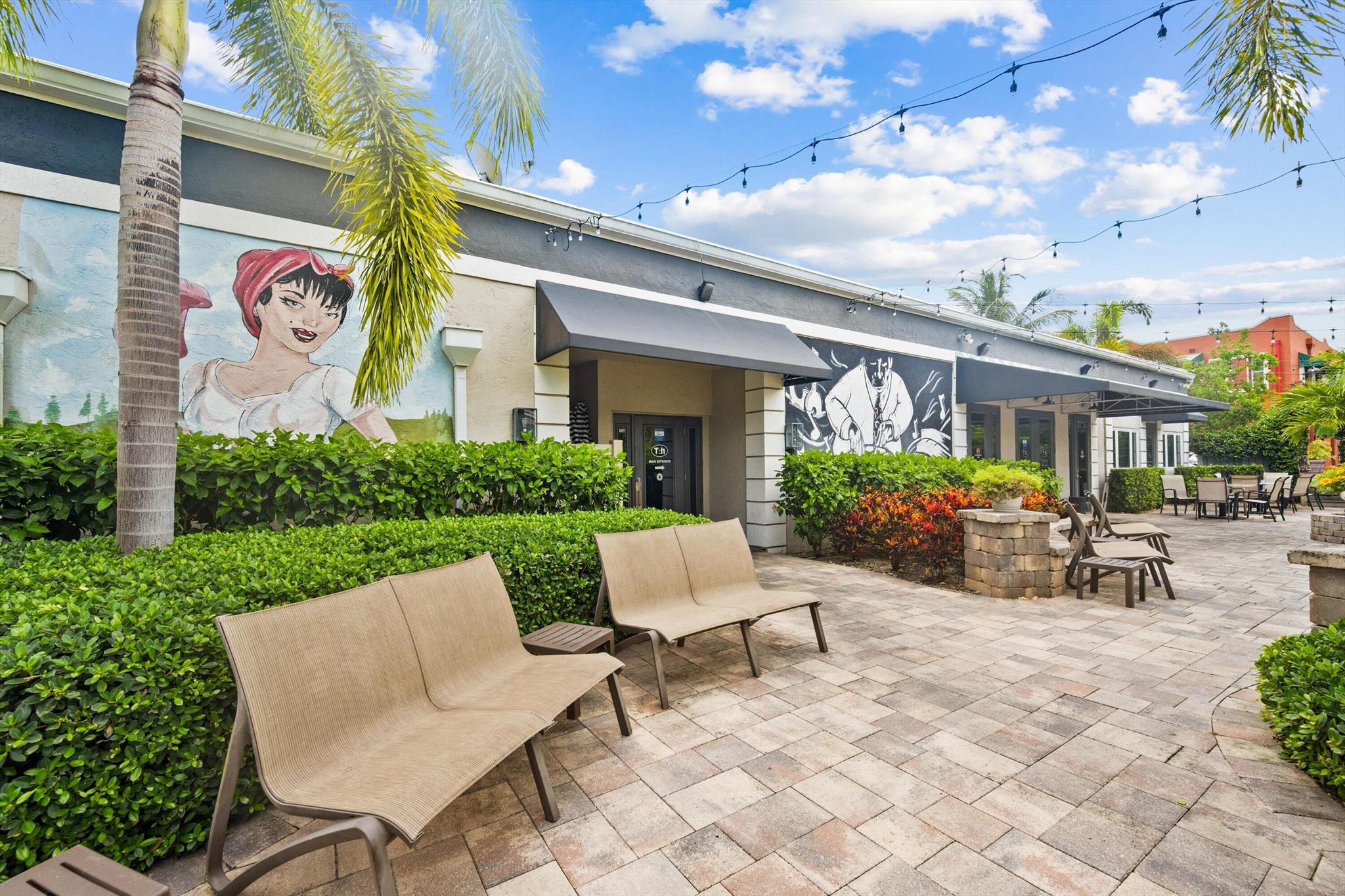 RIVERSIDE PARK - Commercial Sale