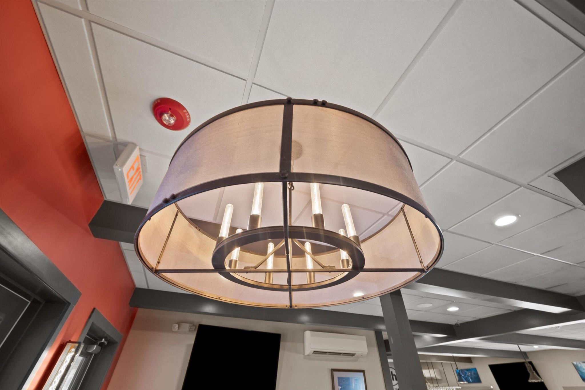 RIVERSIDE PARK - Commercial Sale