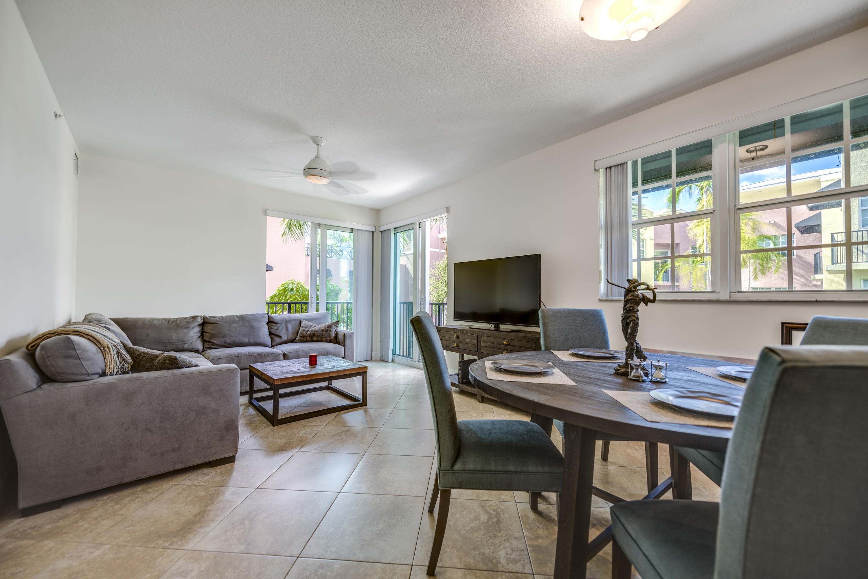 Astor Condo - Residential Lease