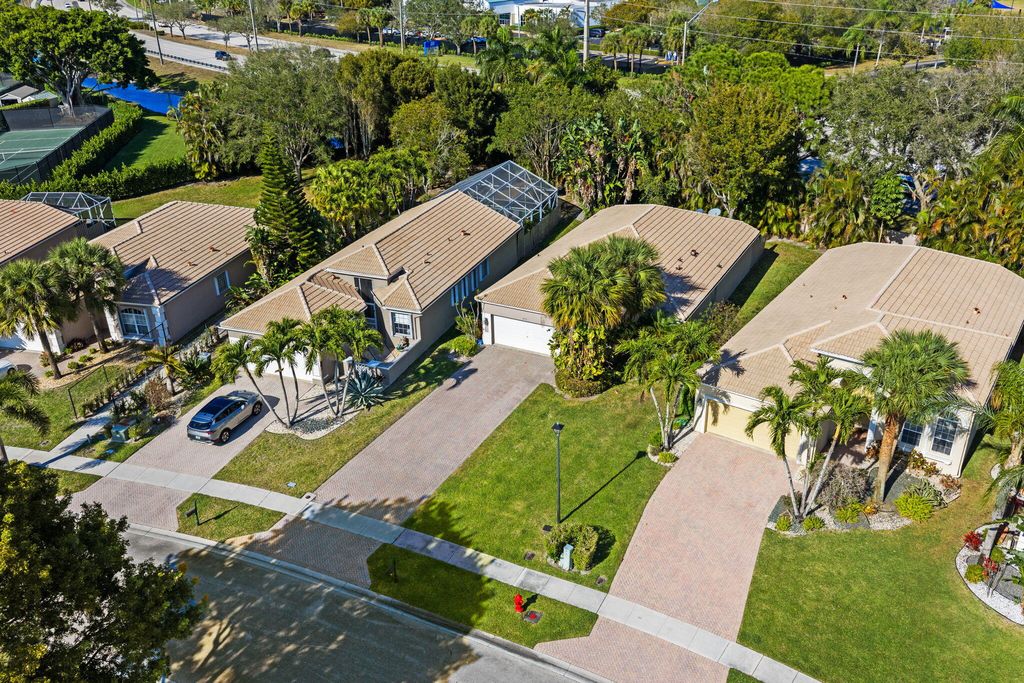 Photo of 6731 Southport Drive, Boynton Beach, FL 33472 (MLS # R11151227)