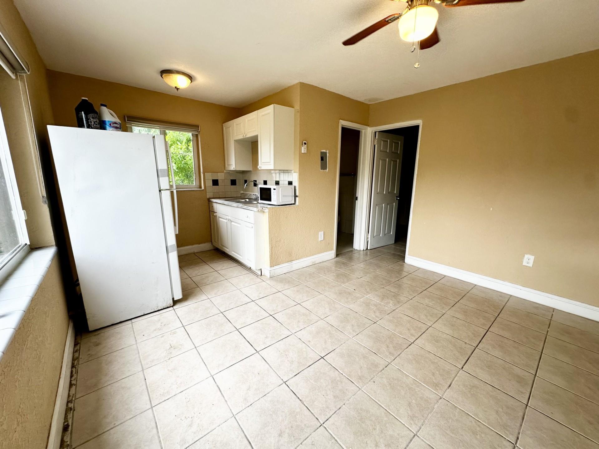 10335 NW 26th Ave (Rear Unit)