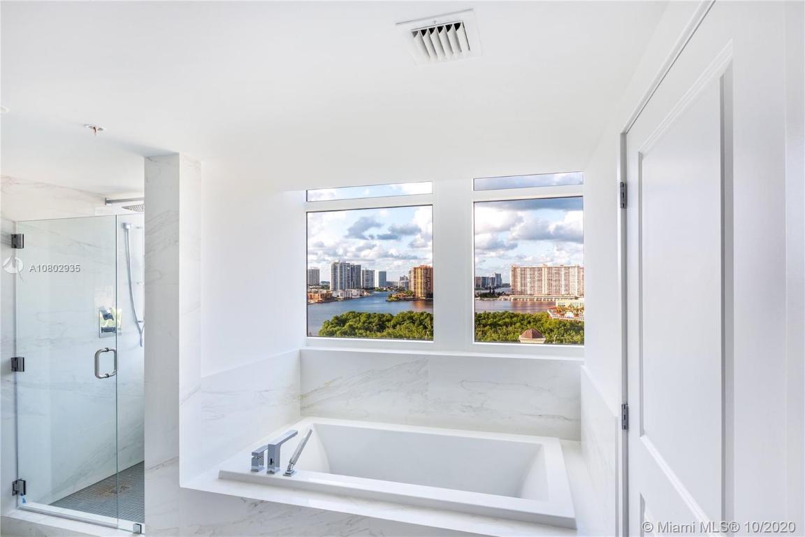 400 SUNNY ISLES CONDO EAST - Residential Lease