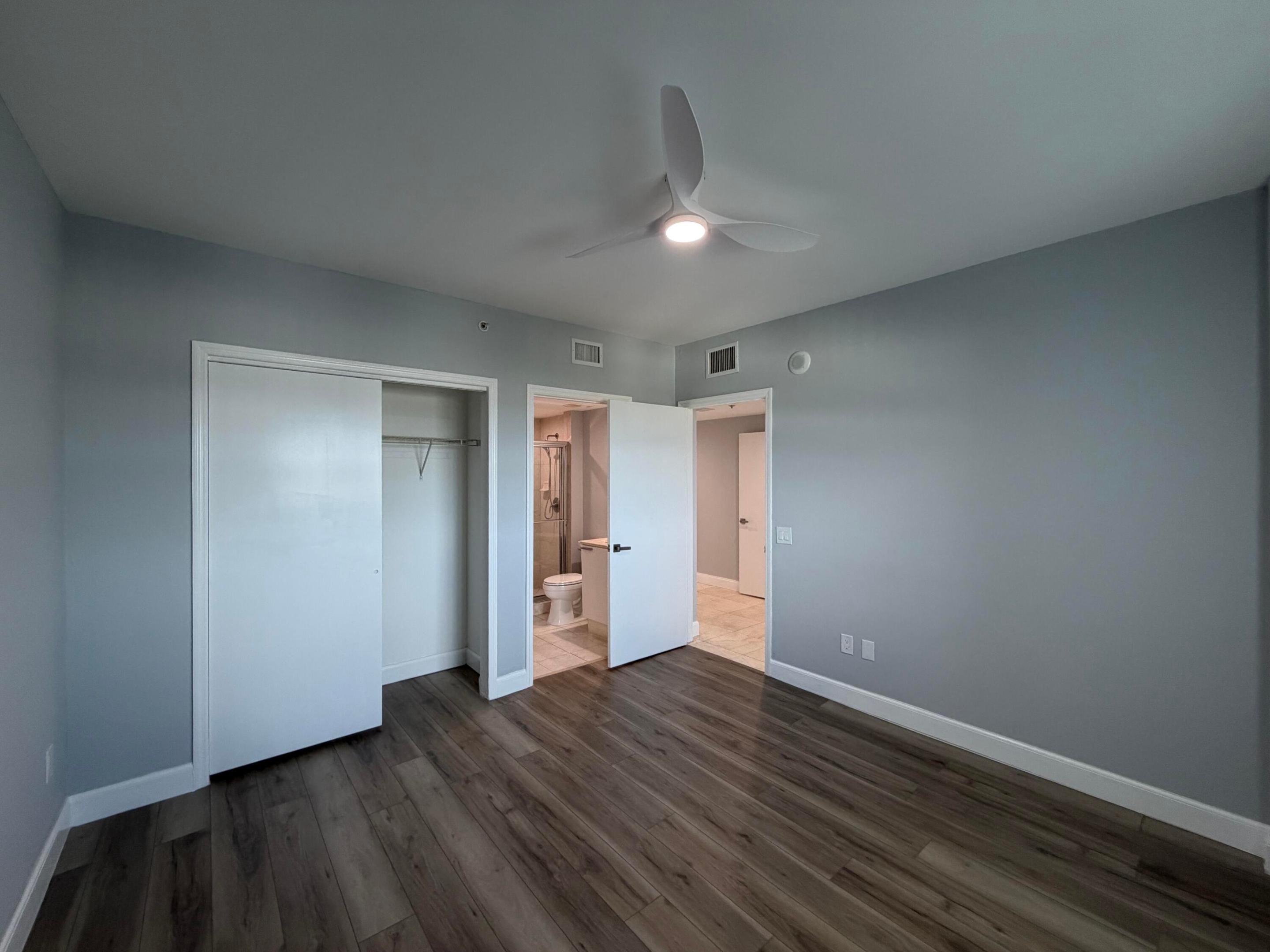 THE OAKS I CONDO - Residential