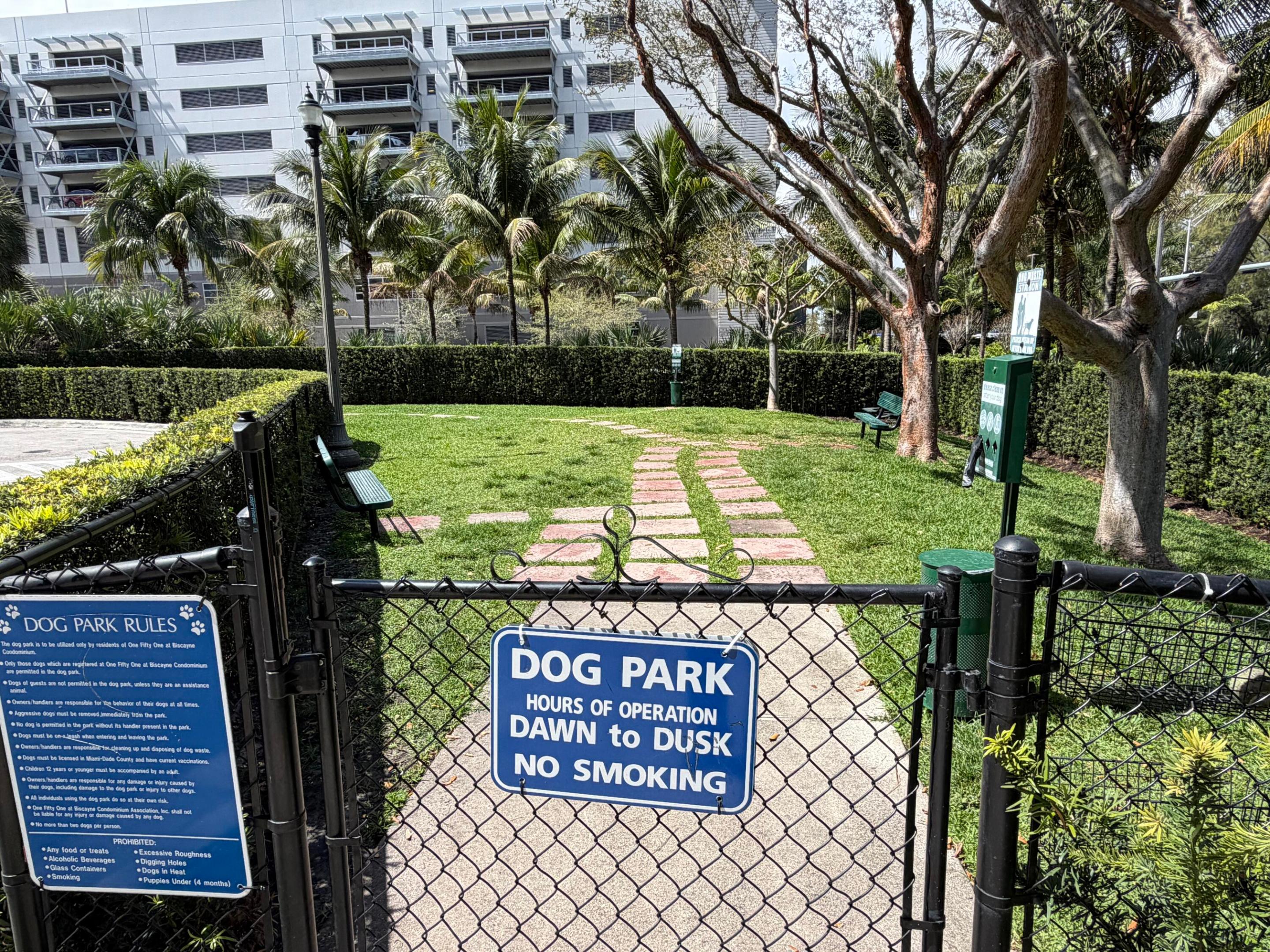 THE OAKS I CONDO - Residential