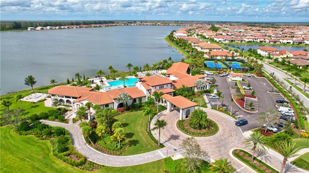 Parkland Bay 183-49 B - Residential