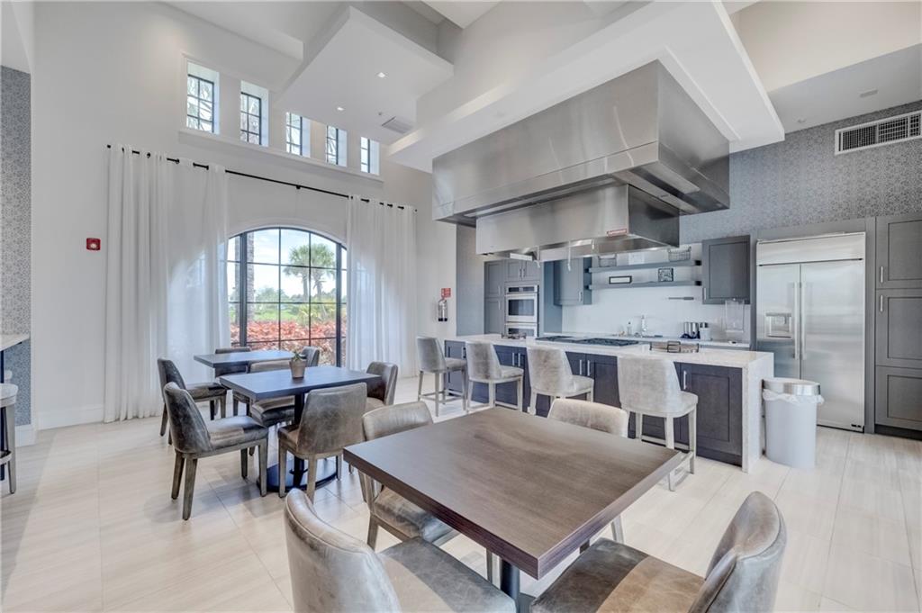 Parkland Bay 183-49 B - Residential