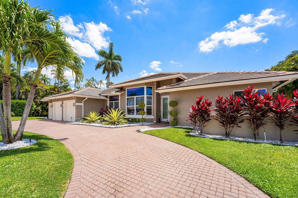 Photo of 8321 Muirhead Circle, Boynton Beach, FL 33472 (MLS # B26023079)