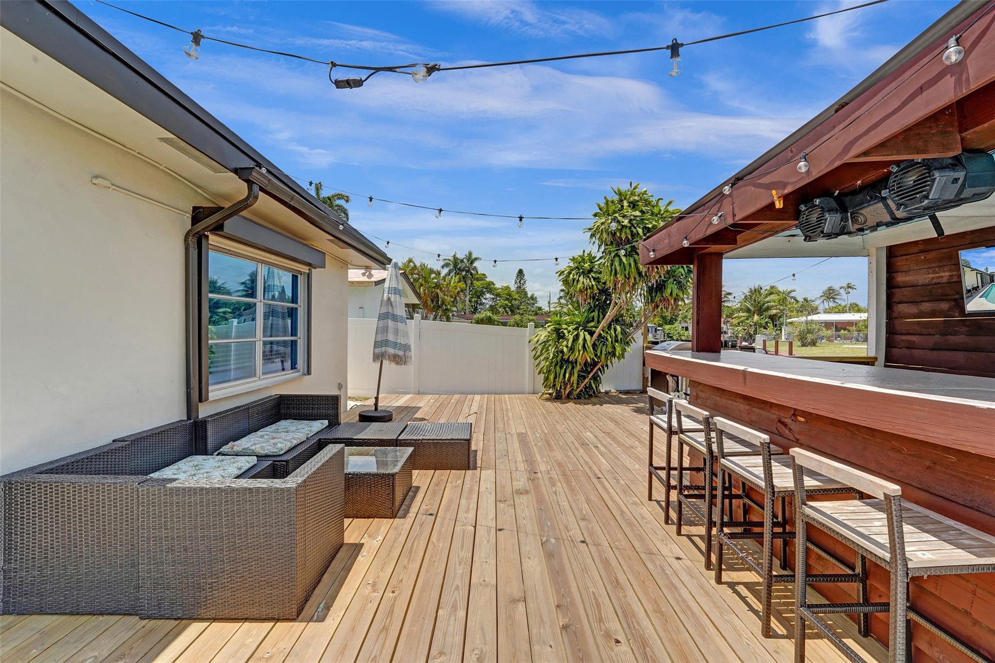 ROYAL PALM ACRES FIRST SE - Residential