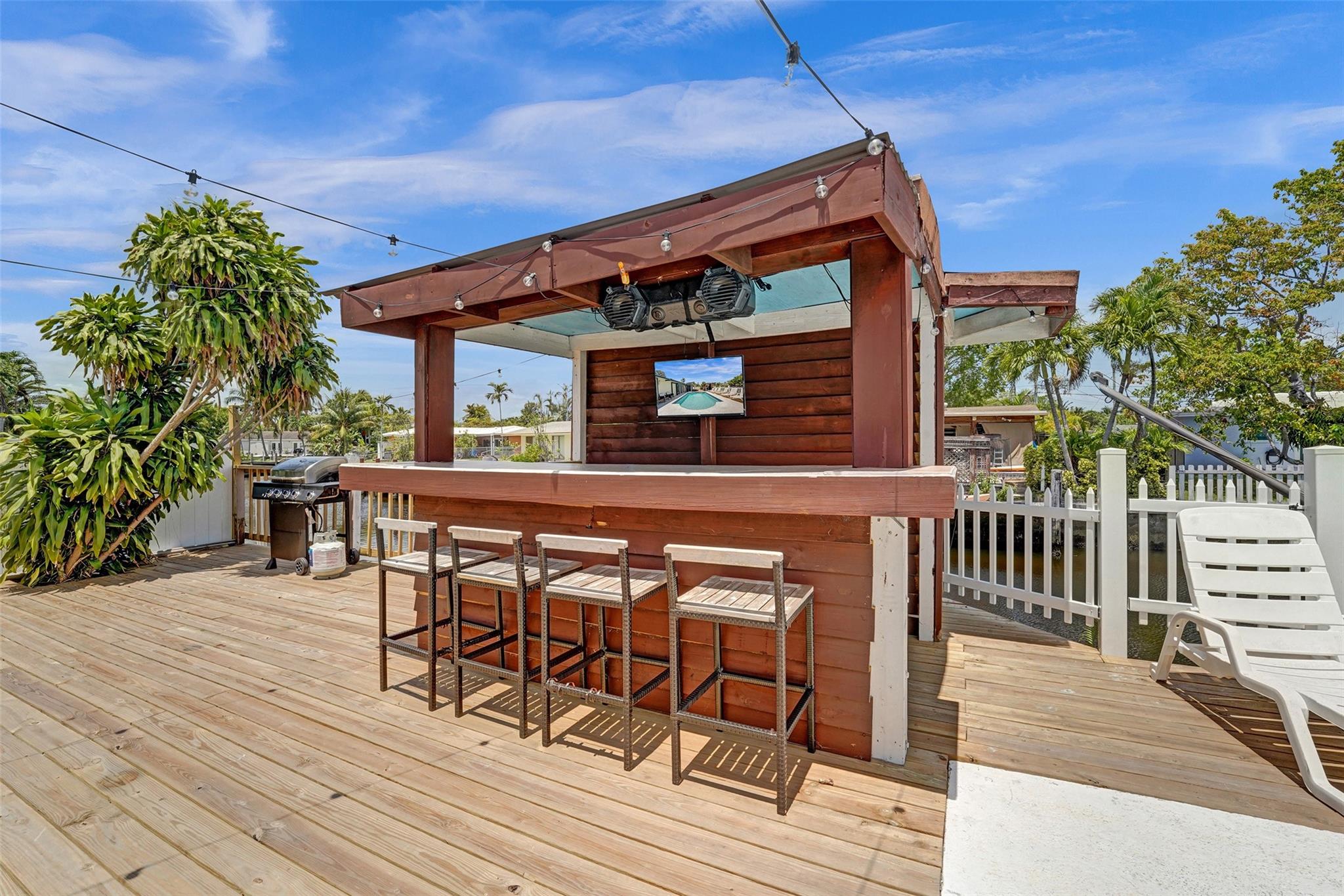 ROYAL PALM ACRES FIRST SE - Residential