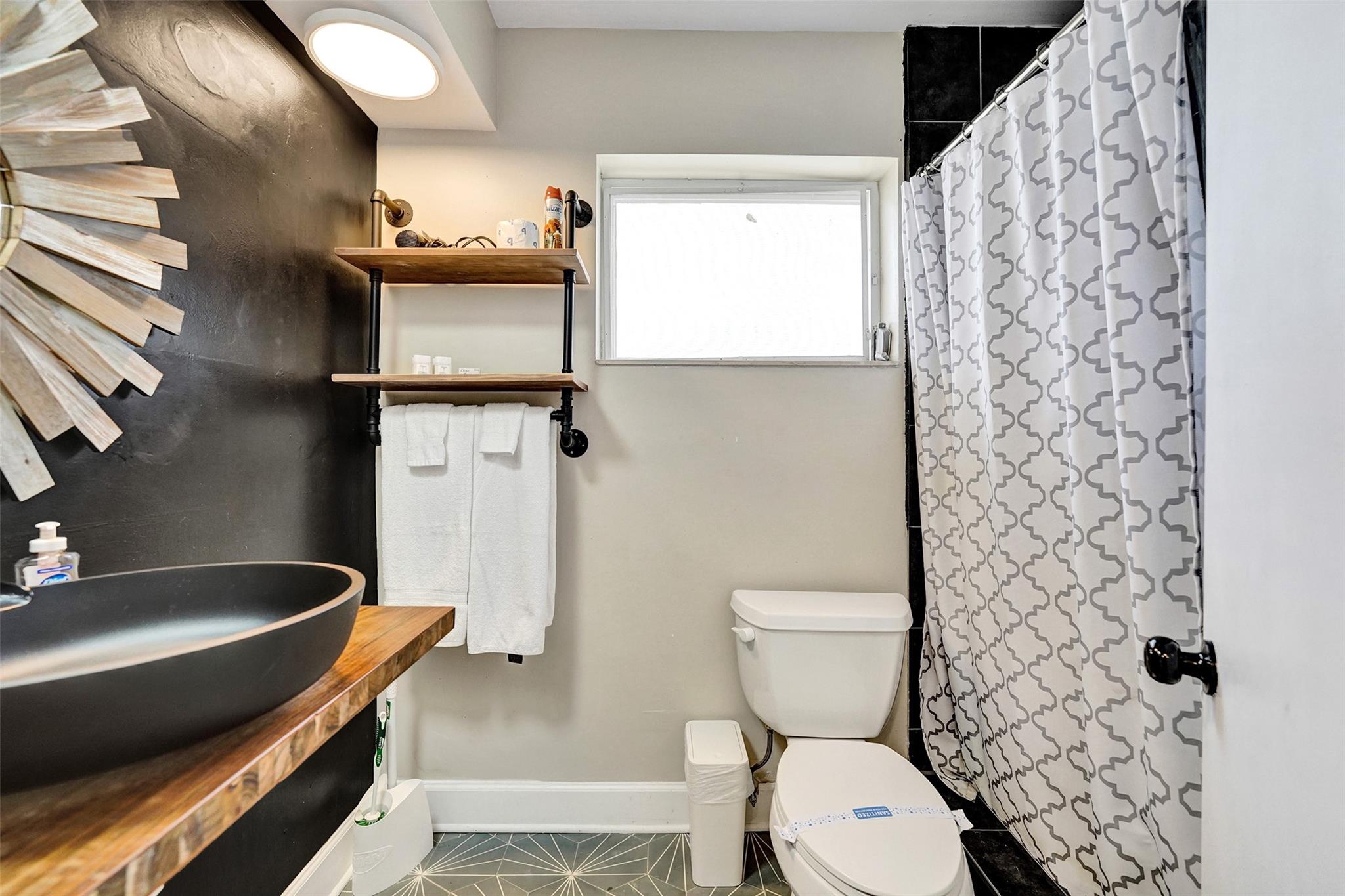 ROYAL PALM ACRES FIRST SE - Residential