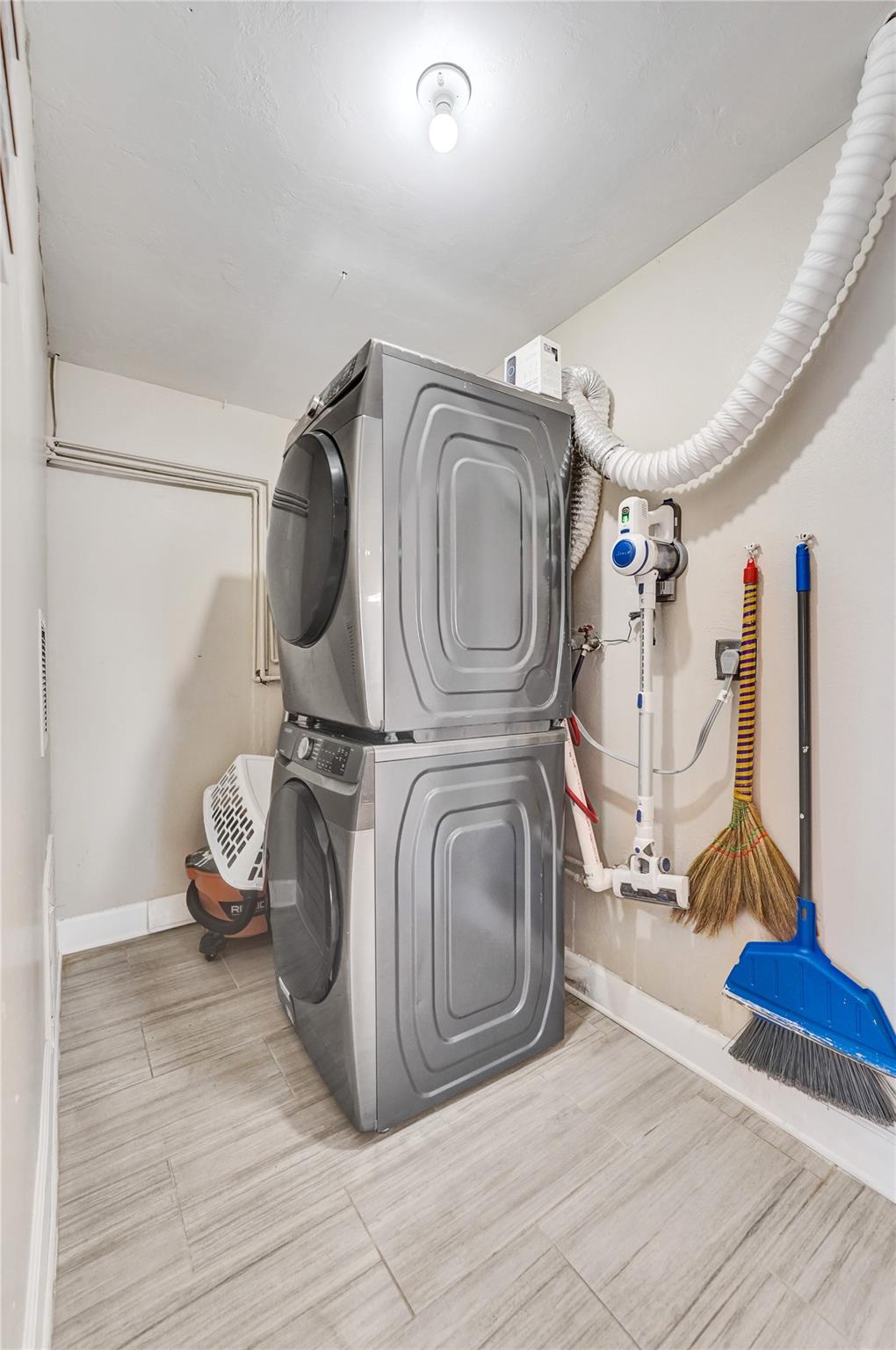 ROYAL PALM ACRES FIRST SE - Residential