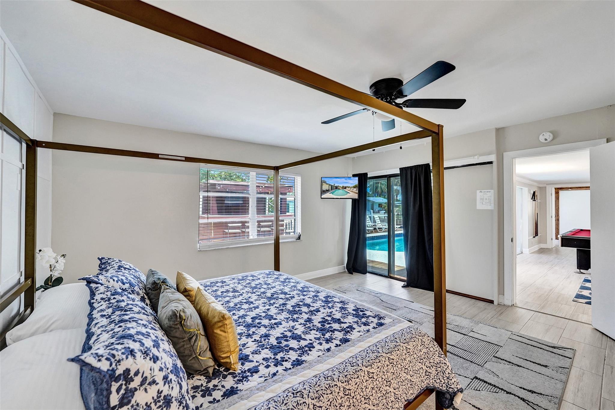 ROYAL PALM ACRES FIRST SE - Residential