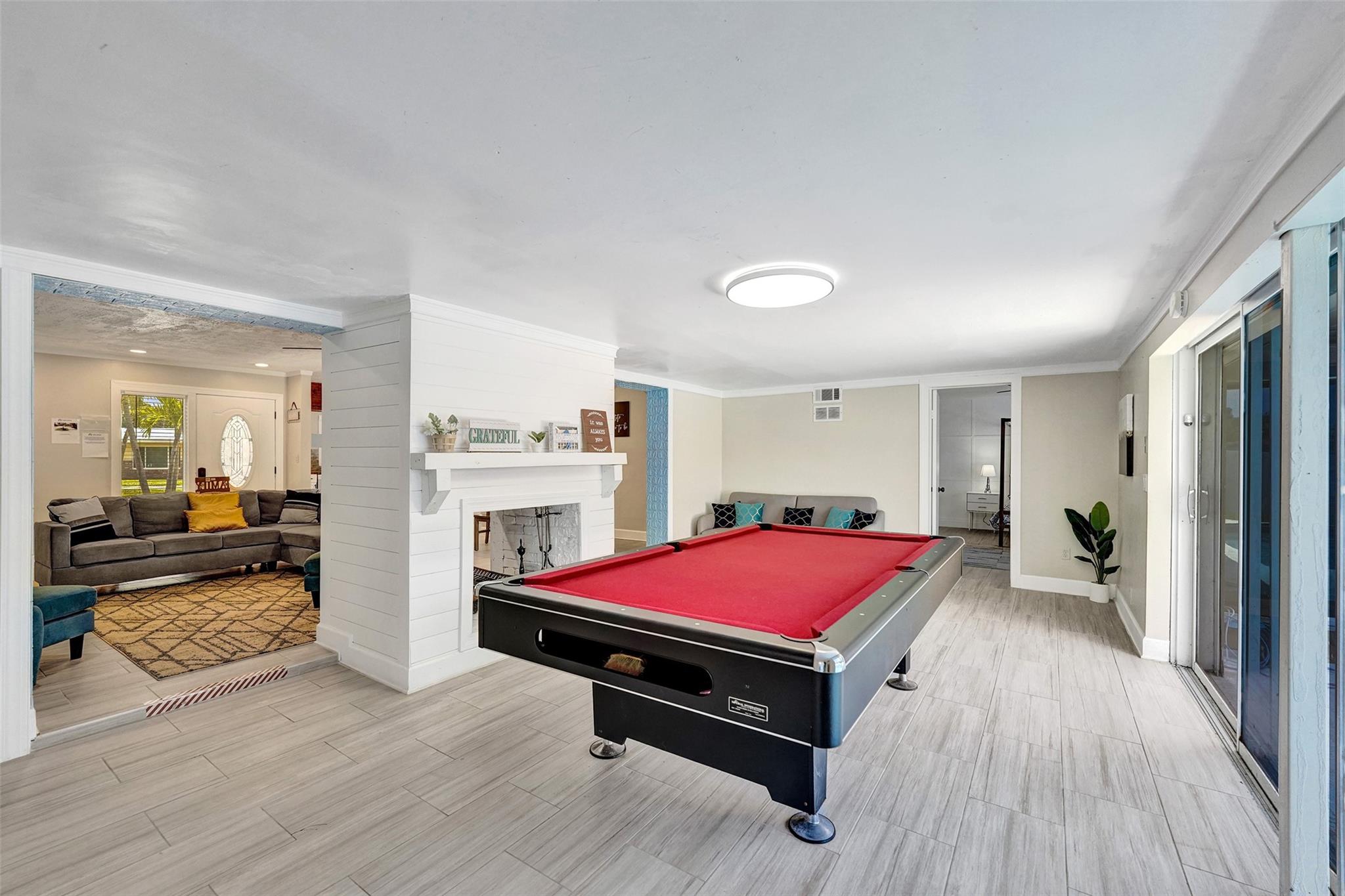 ROYAL PALM ACRES FIRST SE - Residential