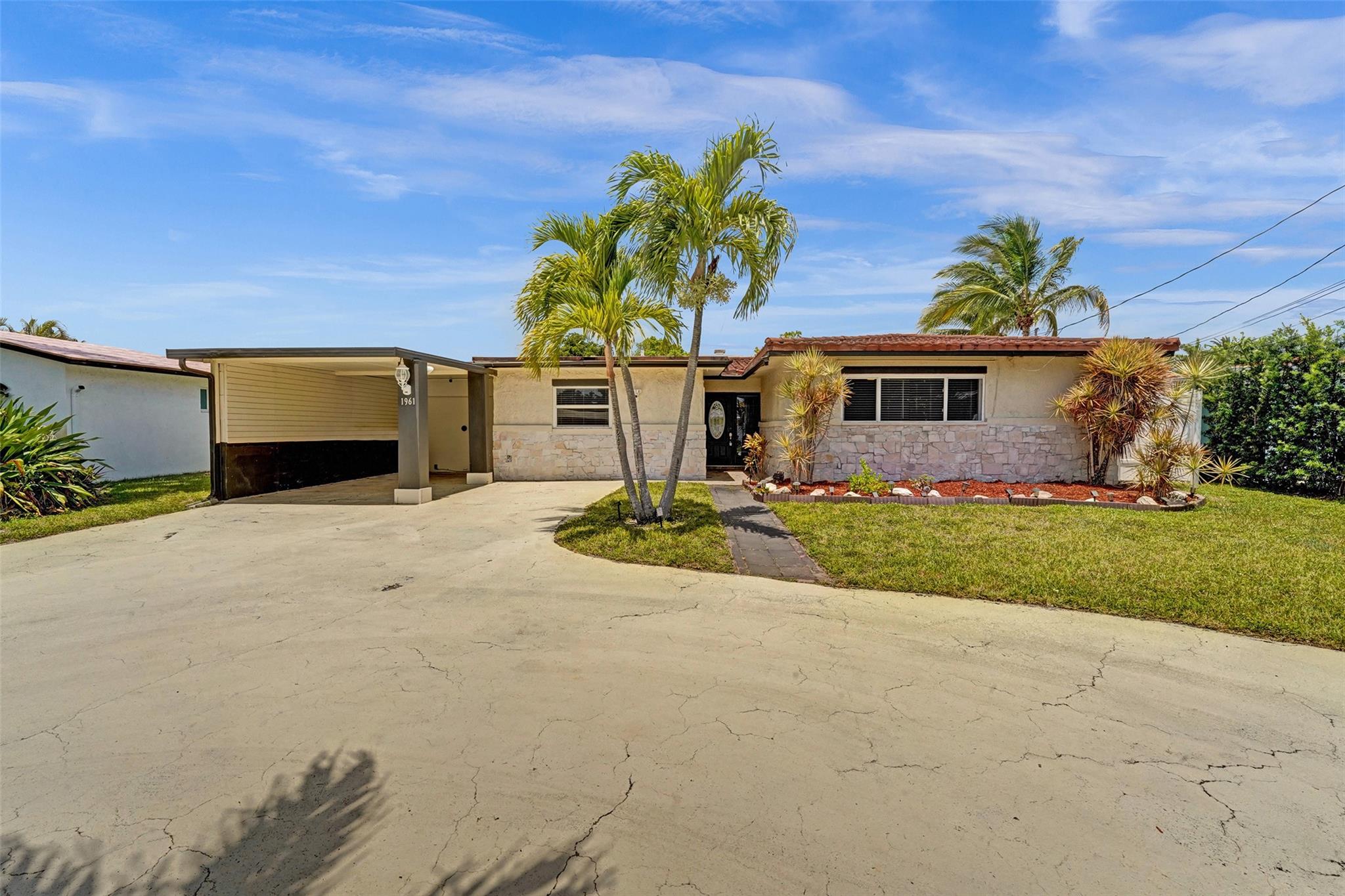 ROYAL PALM ACRES FIRST SE - Residential