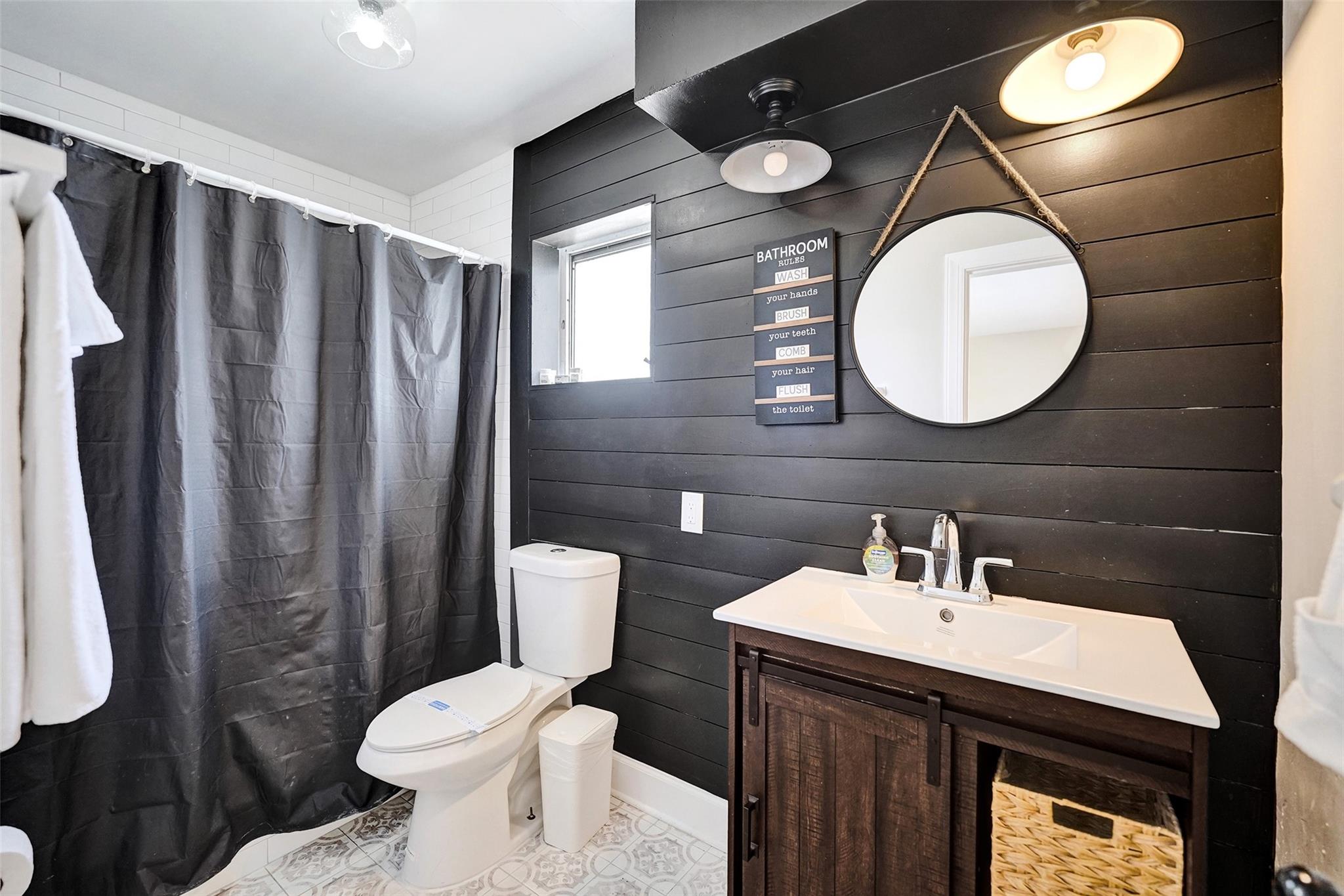 ROYAL PALM ACRES FIRST SE - Residential