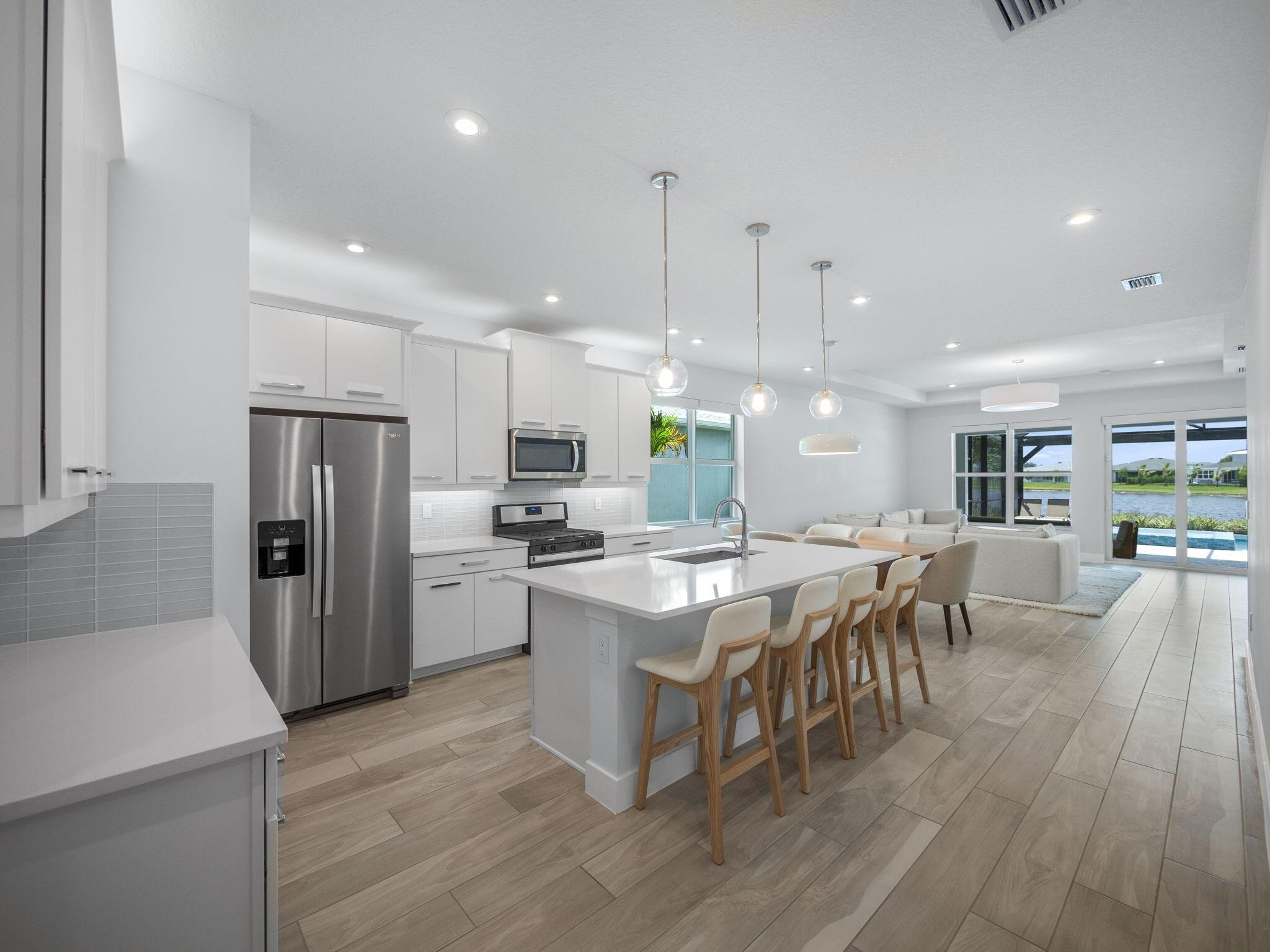 EMERY II - Residential