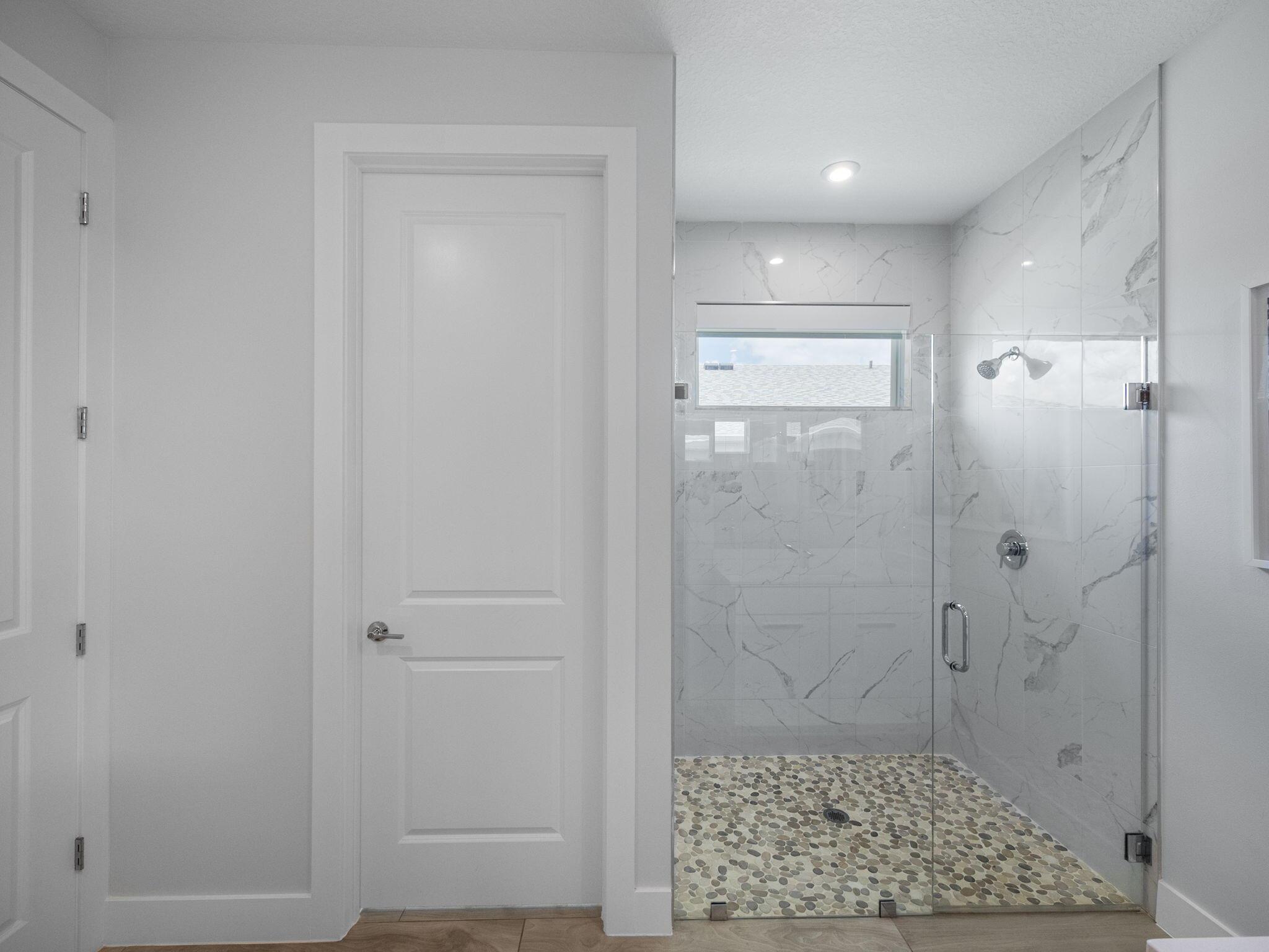 EMERY II - Residential