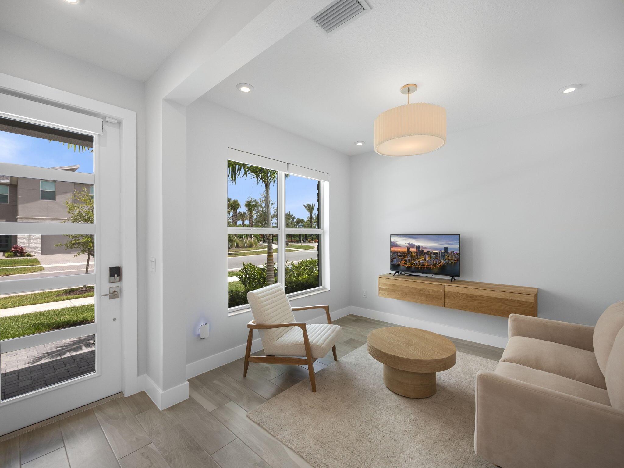 EMERY II - Residential