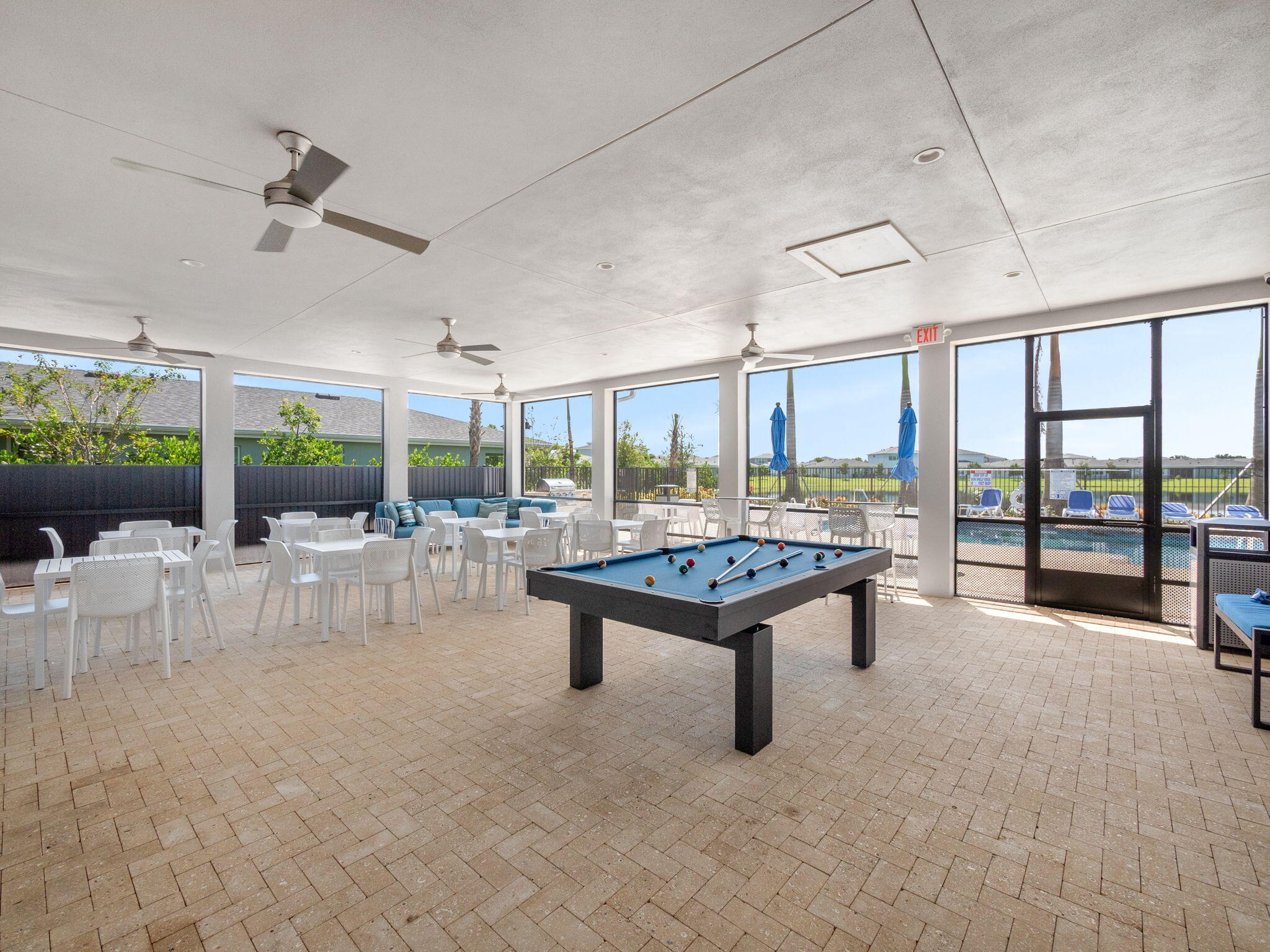 EMERY II - Residential