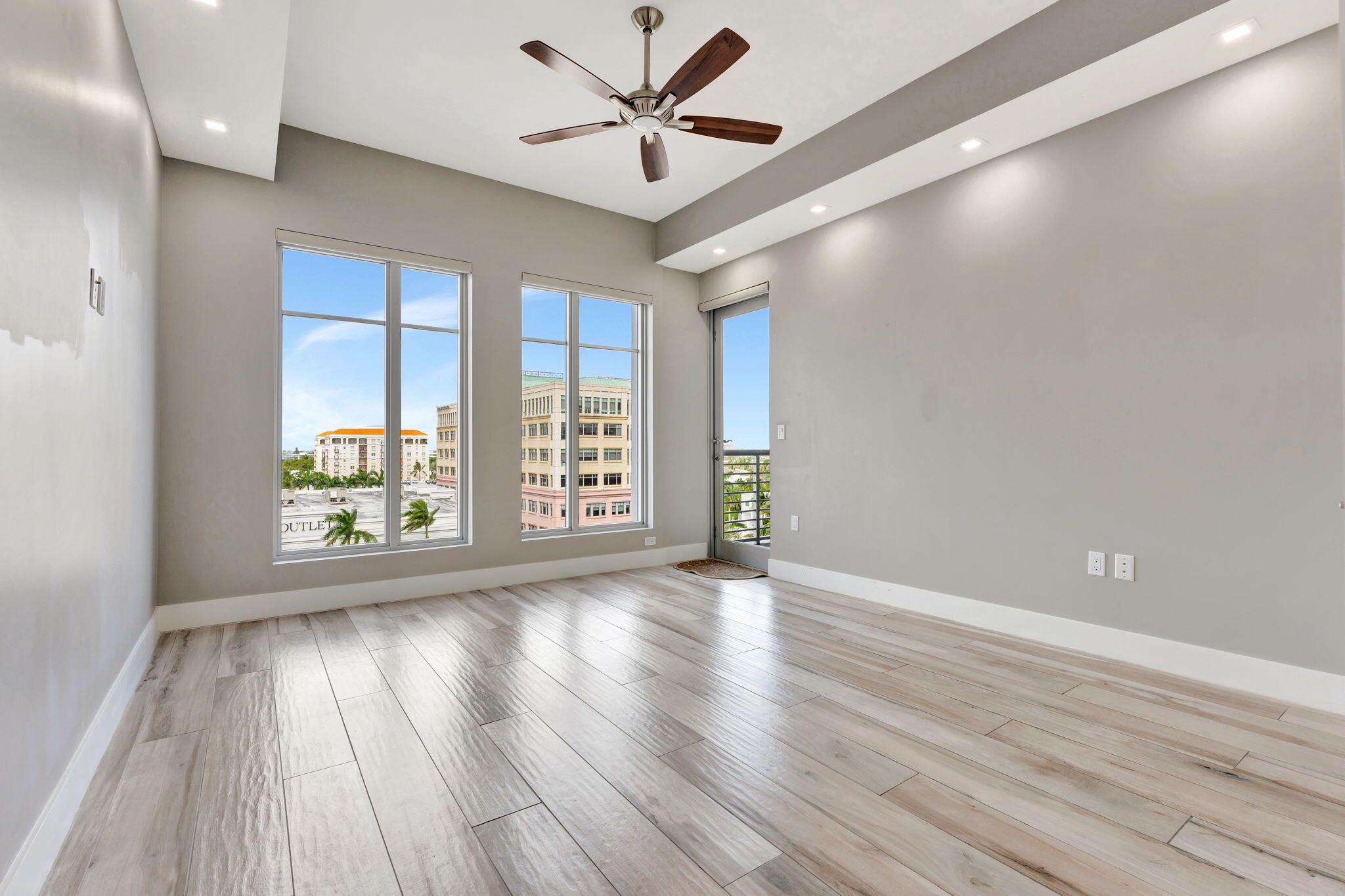 TOWER 155 CONDO - Residential