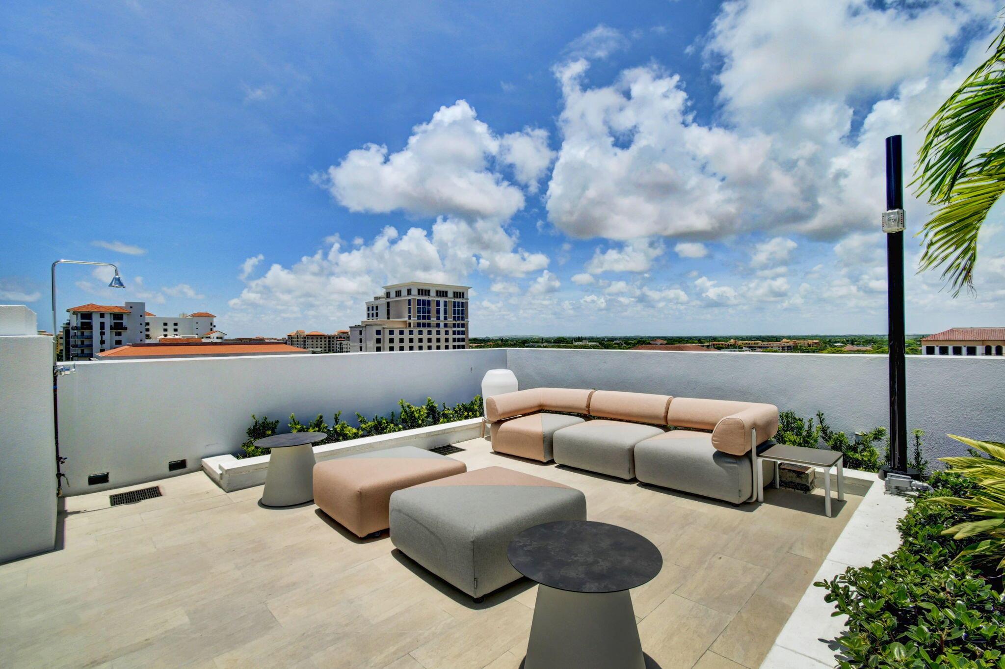 TOWER 155 CONDO - Residential